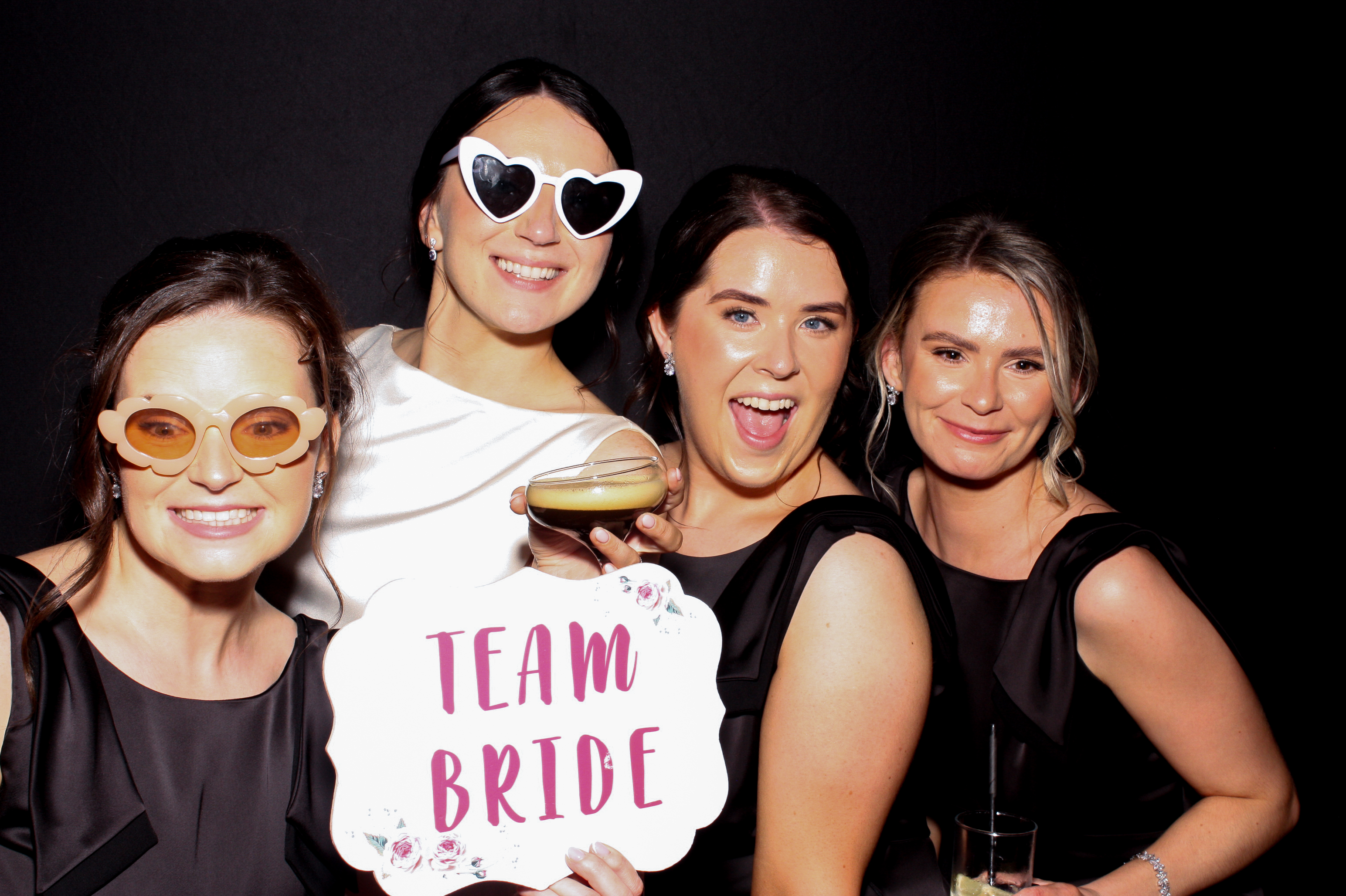 Sinead & Ryan | View more photos from the event at gallery.snapmagic.ie/u/SnapMagic/Sinead-Ryan