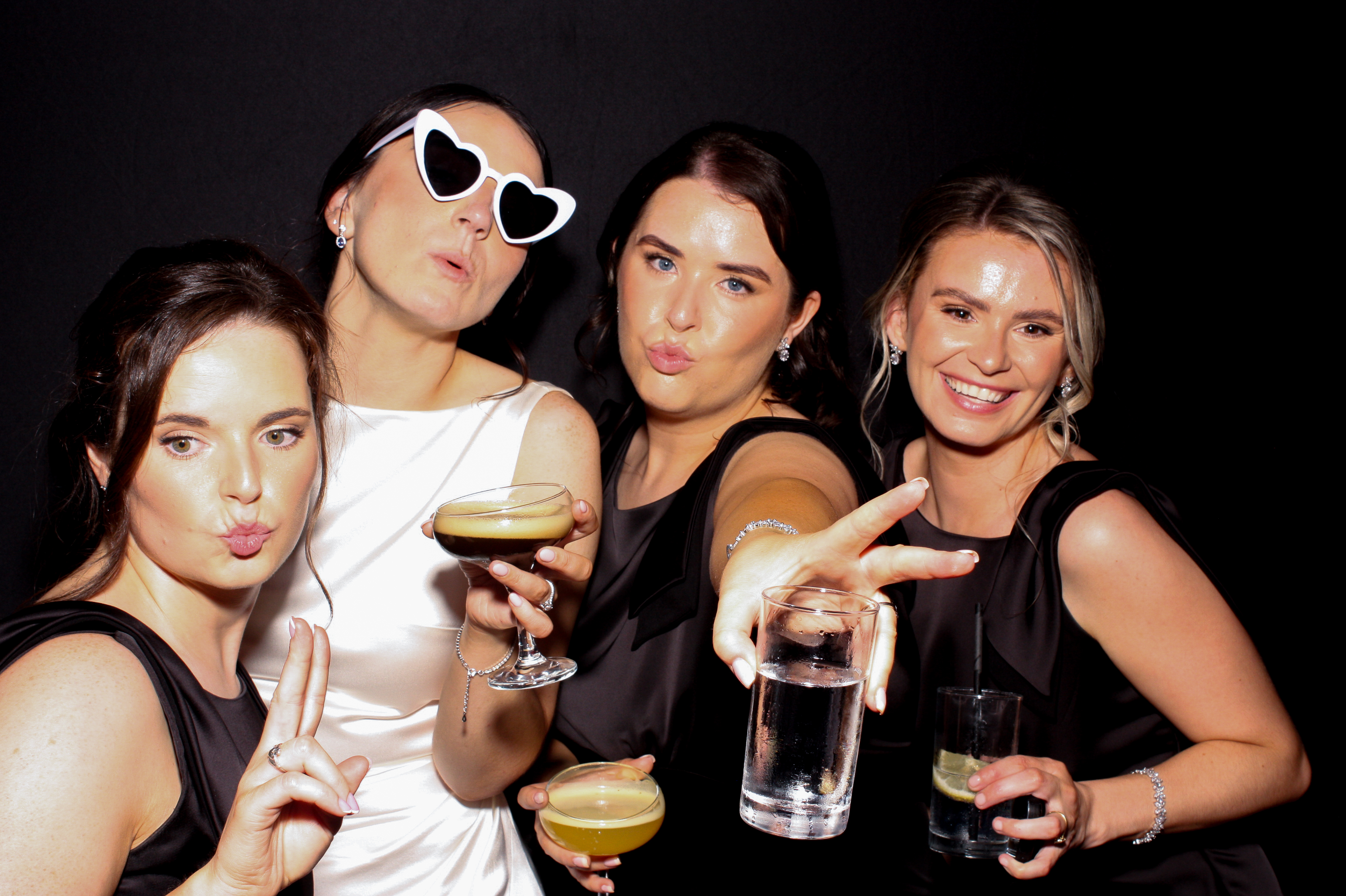 Sinead & Ryan | View more photos from the event at gallery.snapmagic.ie/u/SnapMagic/Sinead-Ryan