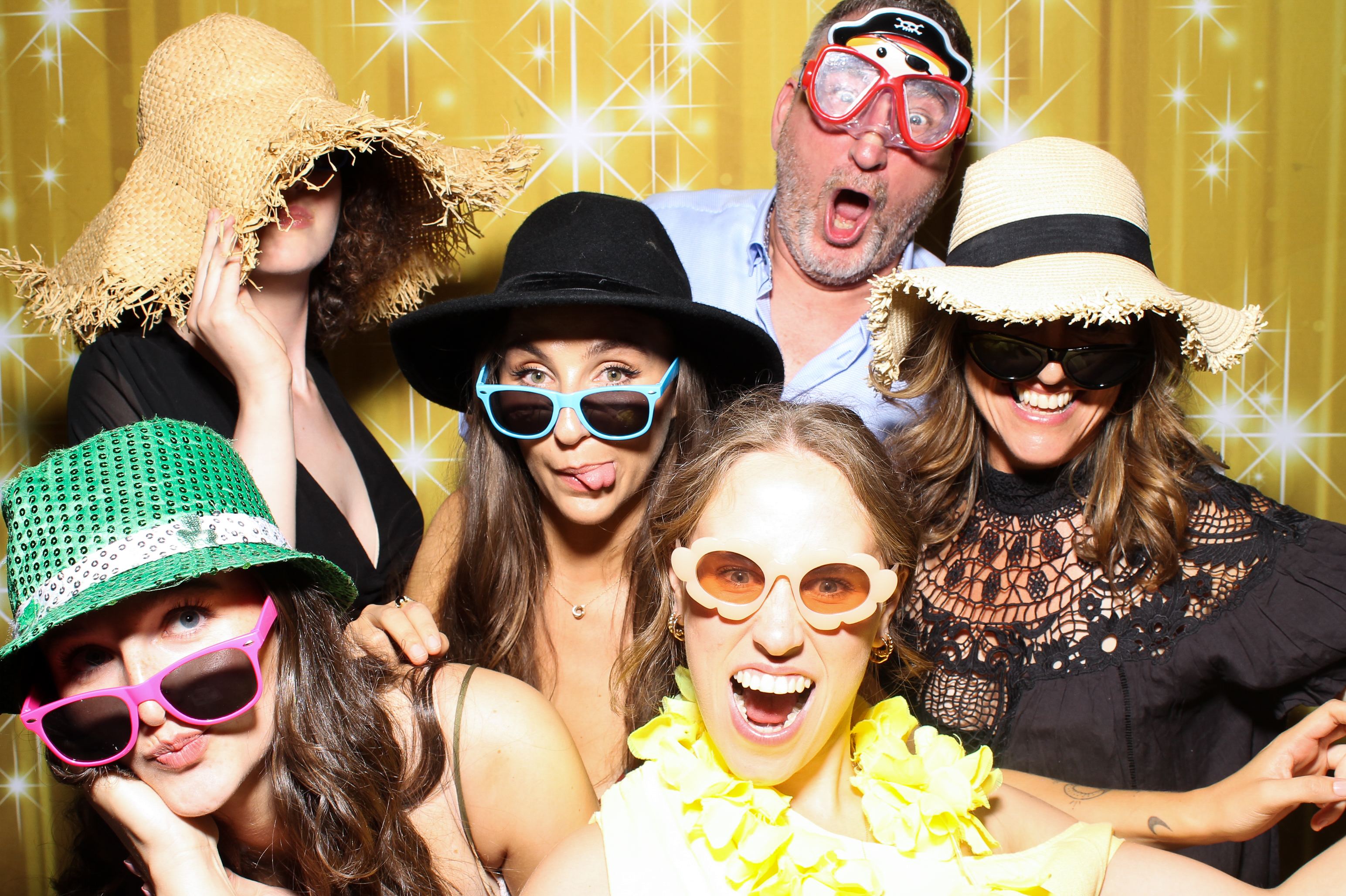 Sinead & Tom | View more photos from the event at gallery.snapmagic.ie/u/SnapMagic/Sinead-Tom