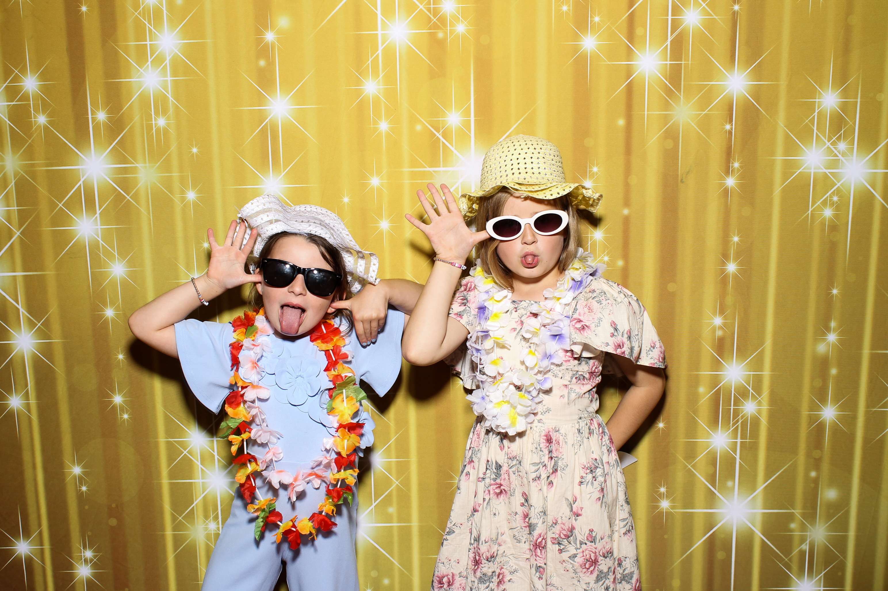 Sinead & Tom | View more photos from the event at gallery.snapmagic.ie/u/SnapMagic/Sinead-Tom