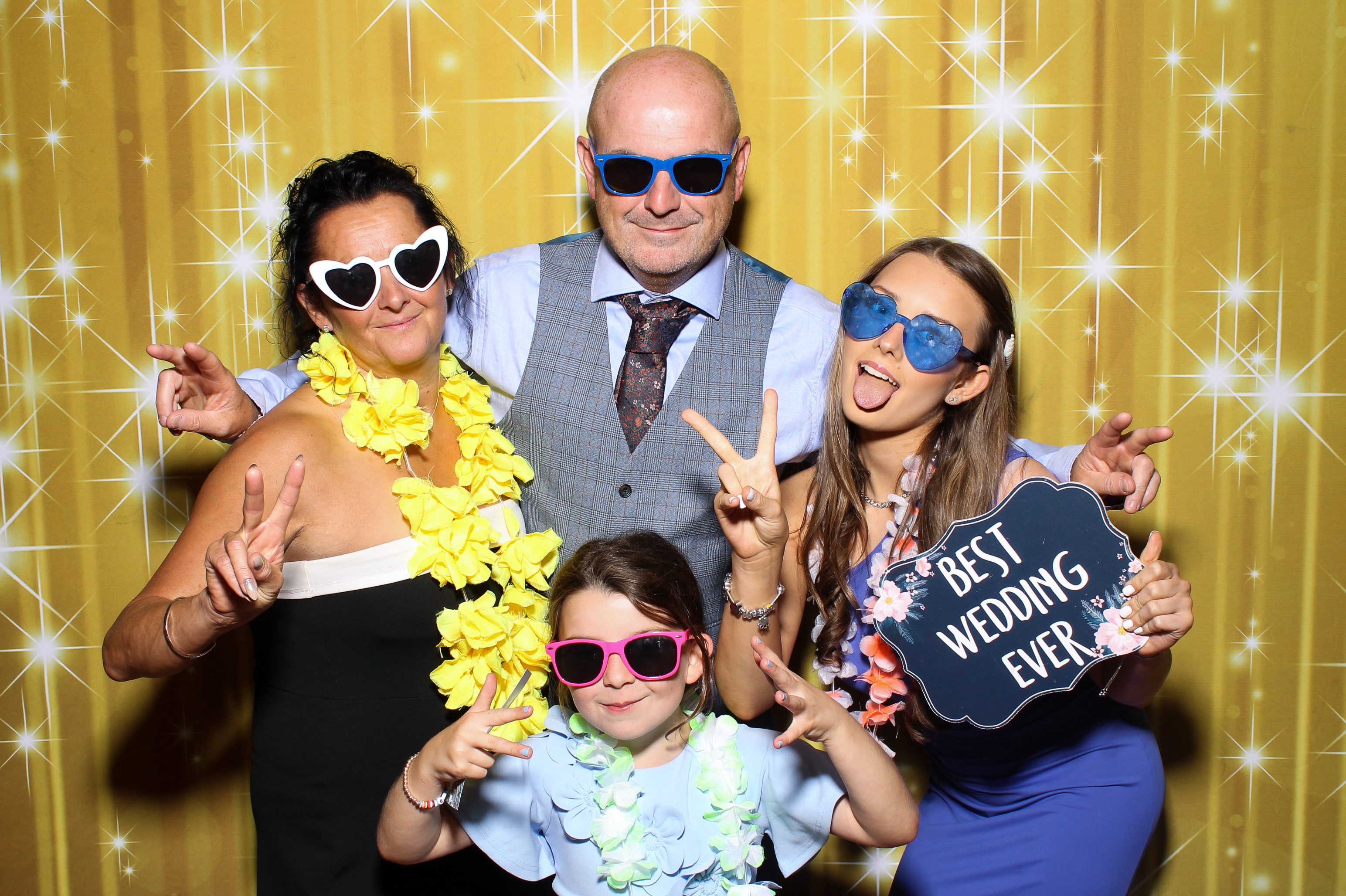 Sinead & Tom | View more photos from the event at gallery.snapmagic.ie/u/SnapMagic/Sinead-Tom