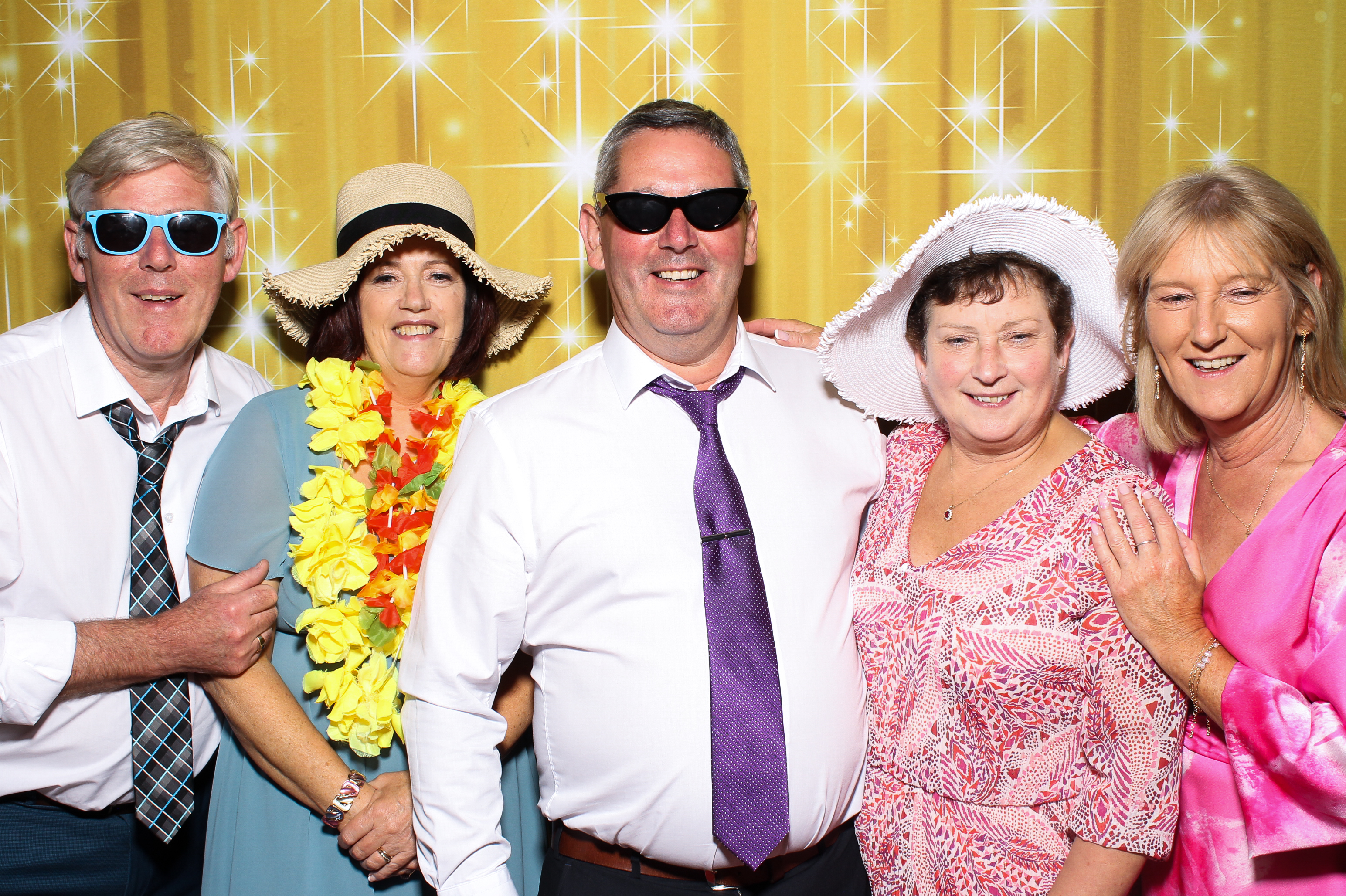 Sinead & Tom | View more photos from the event at gallery.snapmagic.ie/u/SnapMagic/Sinead-Tom