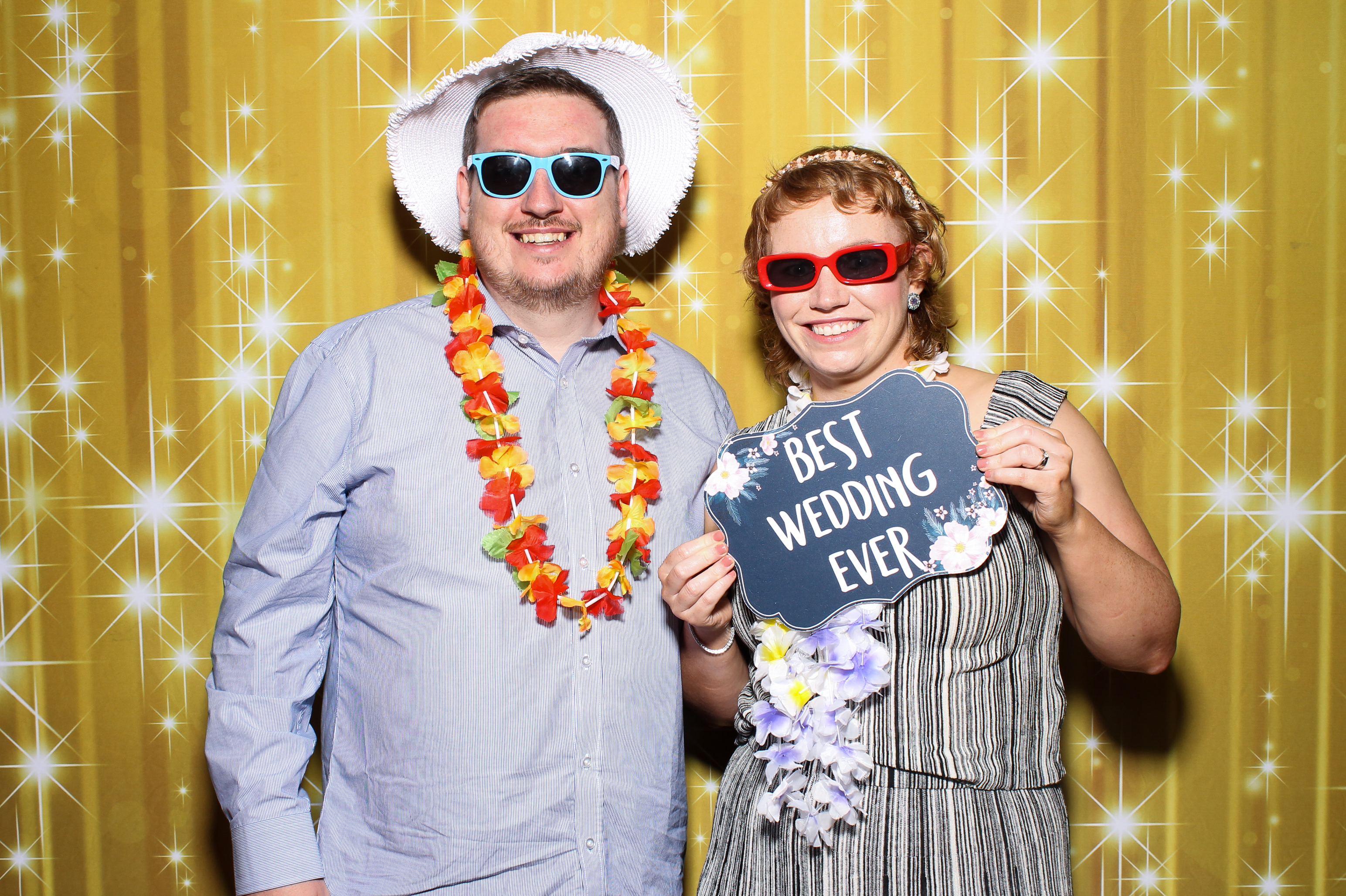 Sinead & Tom | View more photos from the event at gallery.snapmagic.ie/u/SnapMagic/Sinead-Tom