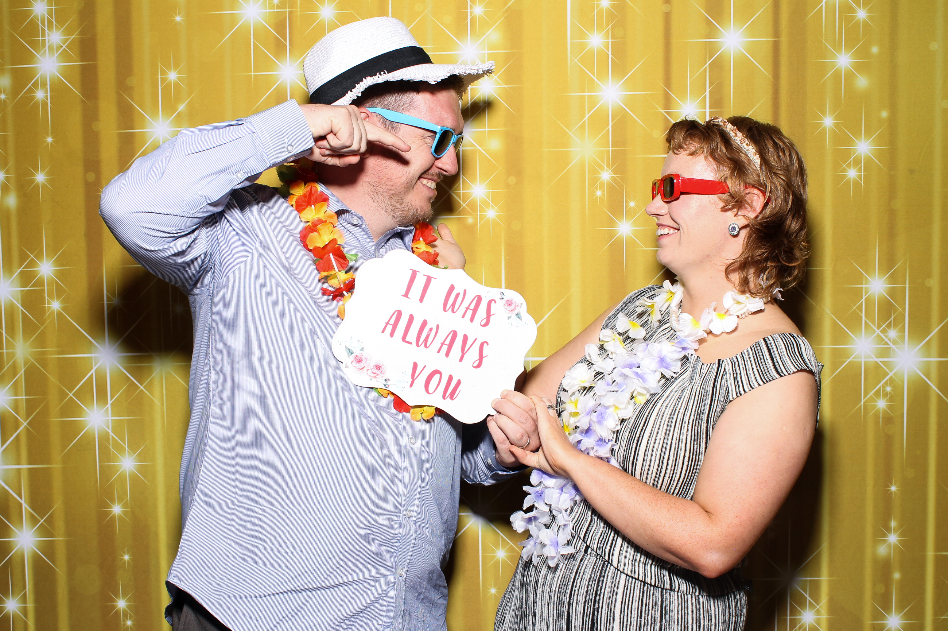 Sinead & Tom | View more photos from the event at gallery.snapmagic.ie/u/SnapMagic/Sinead-Tom