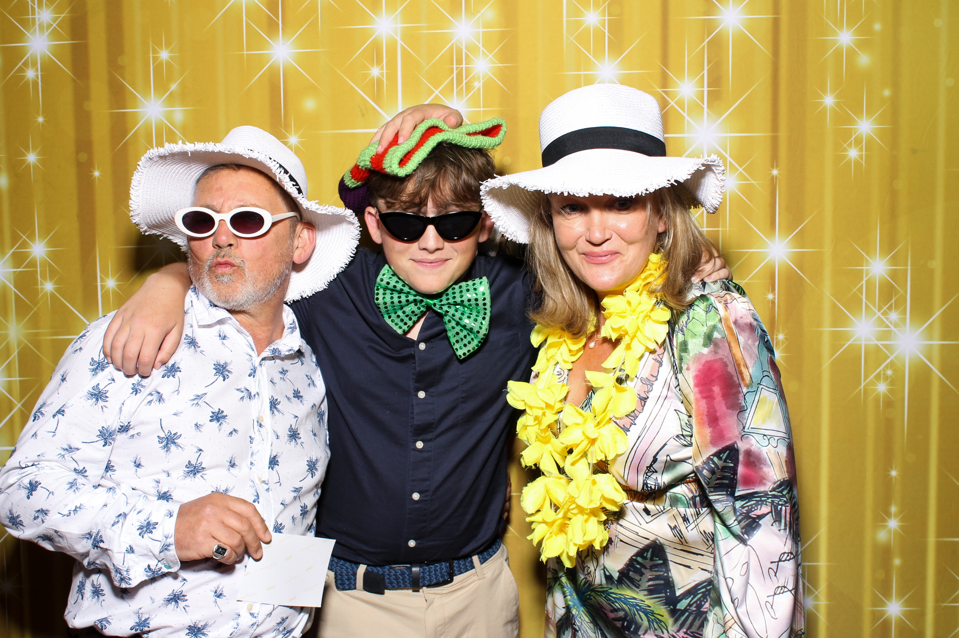 Sinead & Tom | View more photos from the event at gallery.snapmagic.ie/u/SnapMagic/Sinead-Tom