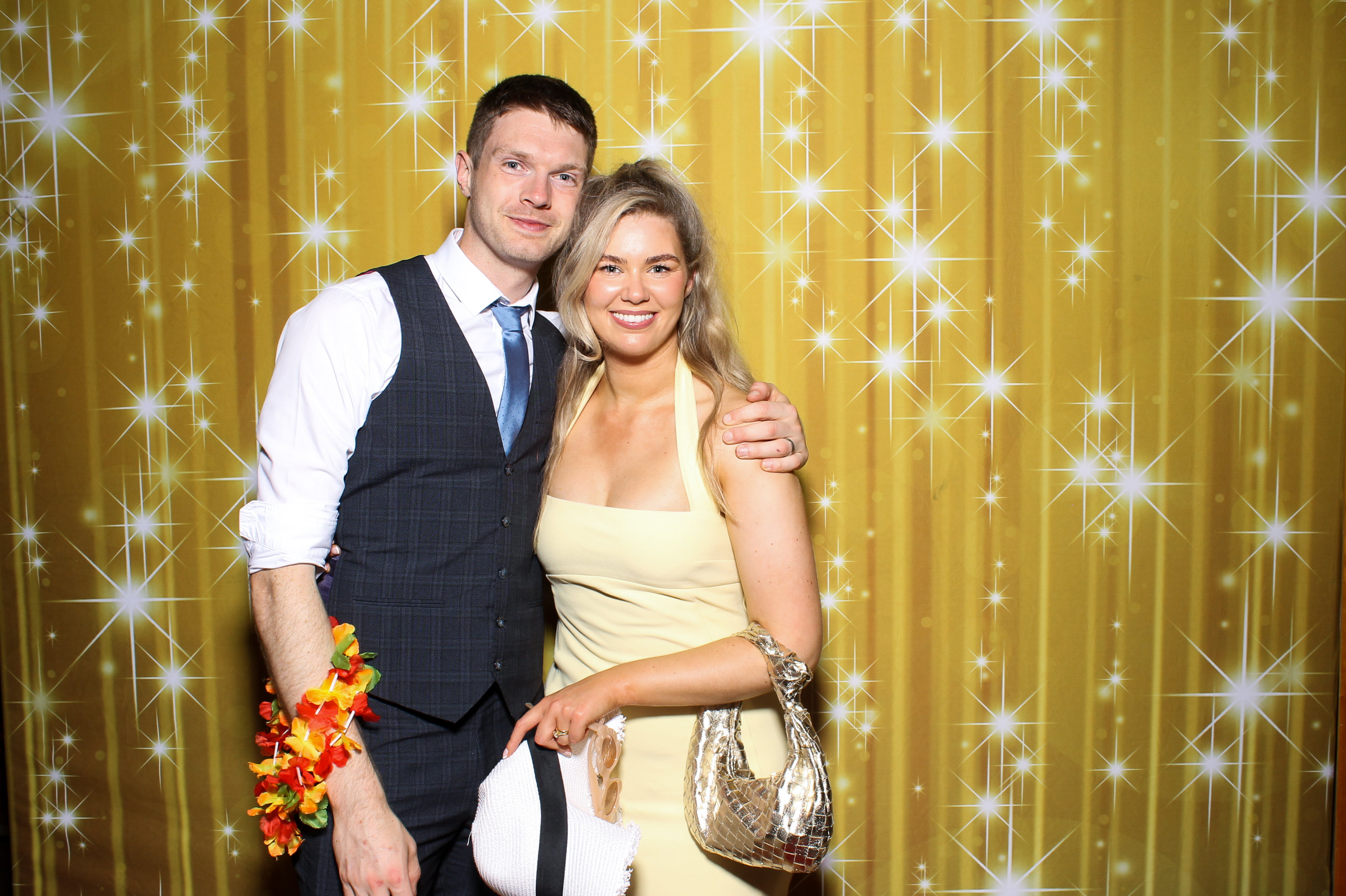 Sinead & Tom | View more photos from the event at gallery.snapmagic.ie/u/SnapMagic/Sinead-Tom