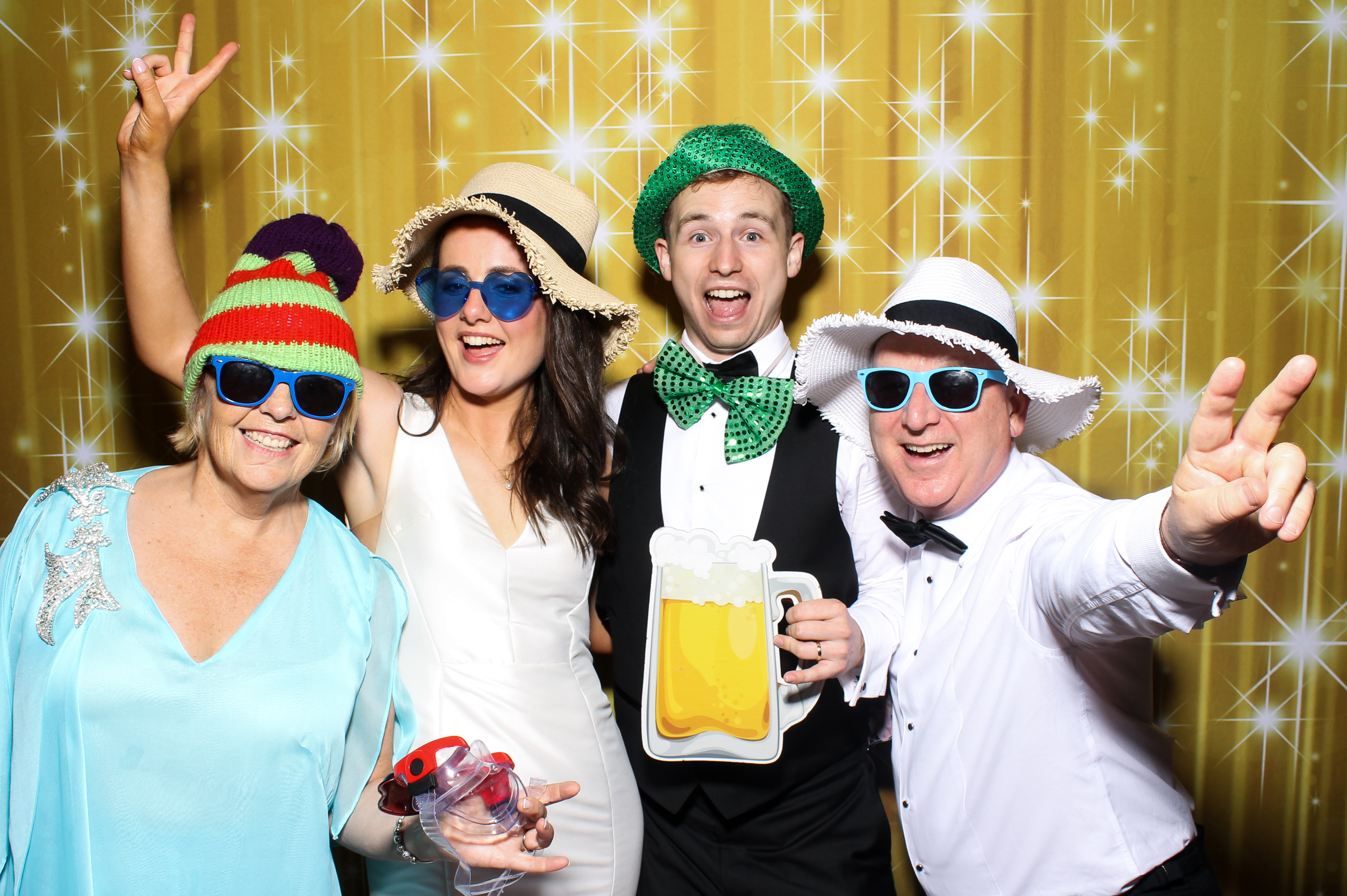 Sinead & Tom | View more photos from the event at gallery.snapmagic.ie/u/SnapMagic/Sinead-Tom