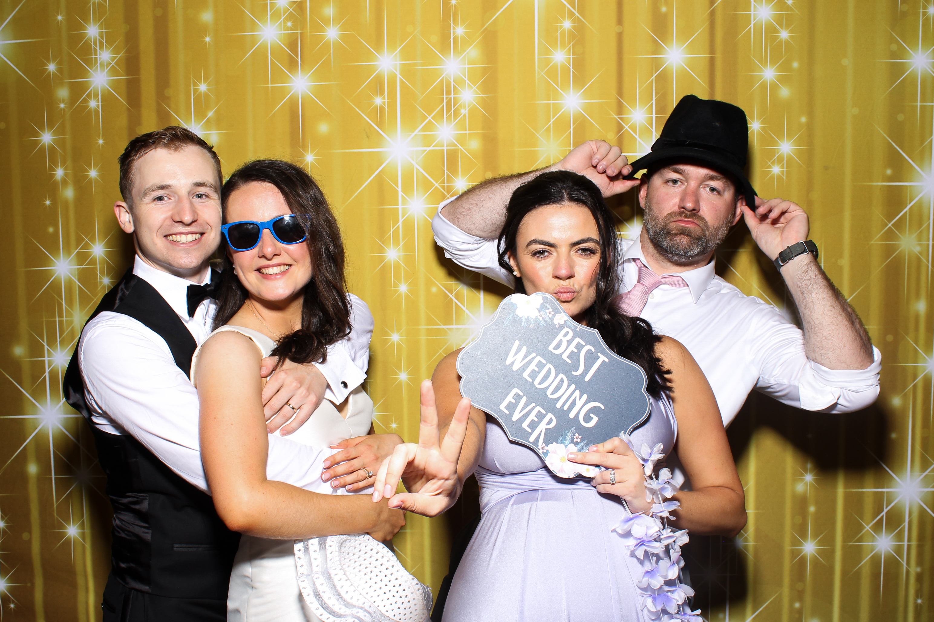 Sinead & Tom | View more photos from the event at gallery.snapmagic.ie/u/SnapMagic/Sinead-Tom