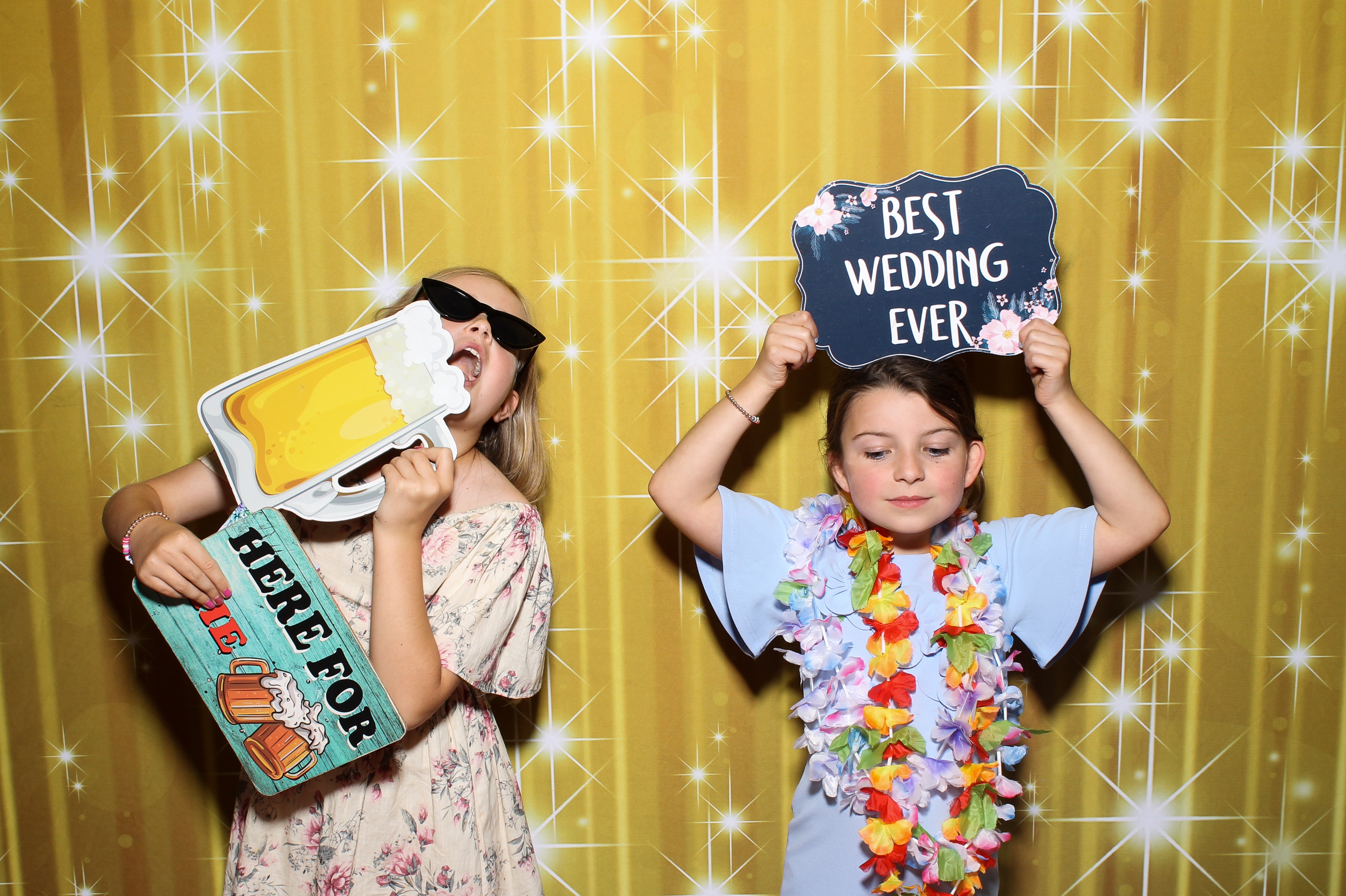 Sinead & Tom | View more photos from the event at gallery.snapmagic.ie/u/SnapMagic/Sinead-Tom