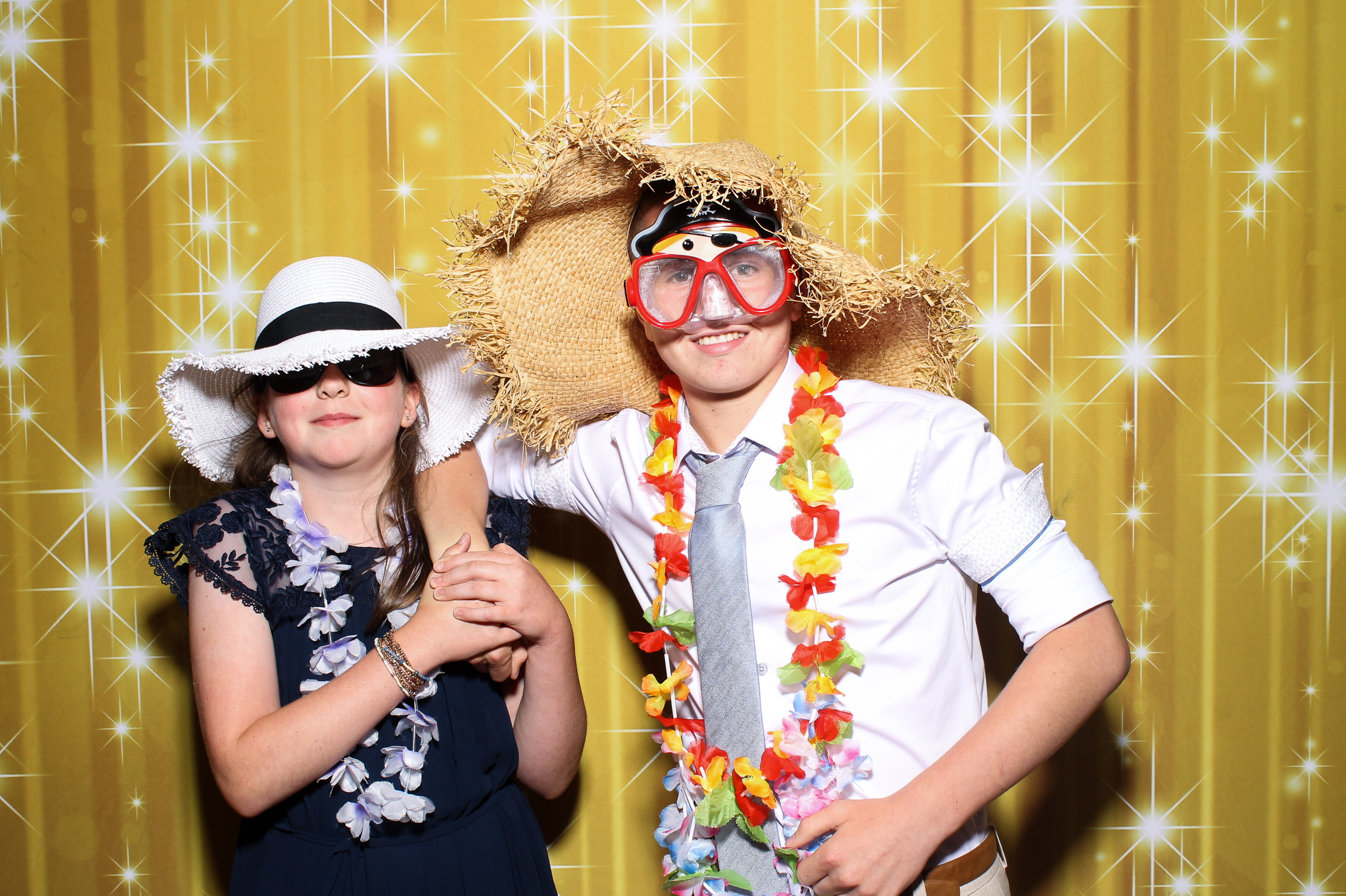 Sinead & Tom | View more photos from the event at gallery.snapmagic.ie/u/SnapMagic/Sinead-Tom