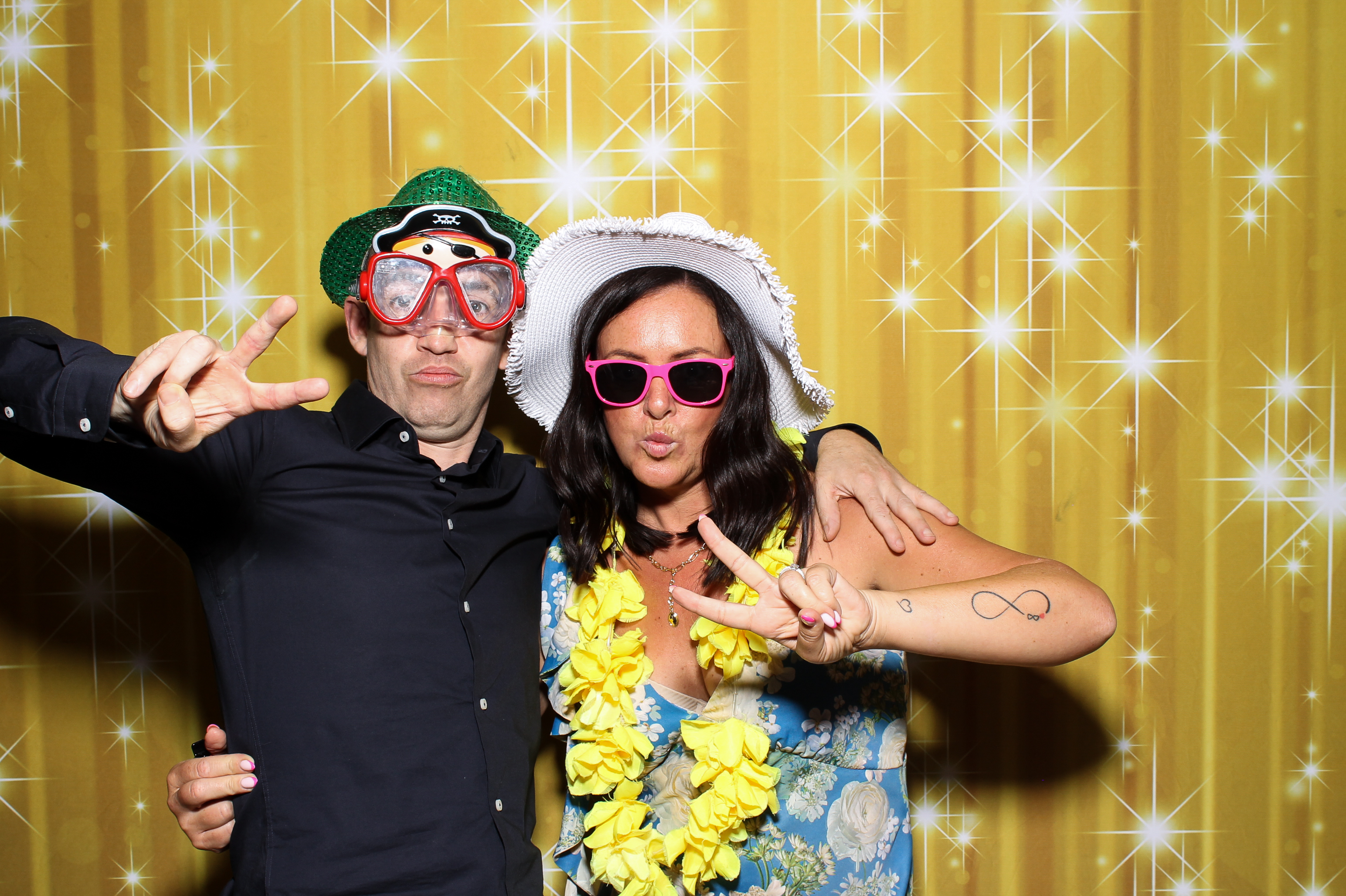 Sinead & Tom | View more photos from the event at gallery.snapmagic.ie/u/SnapMagic/Sinead-Tom