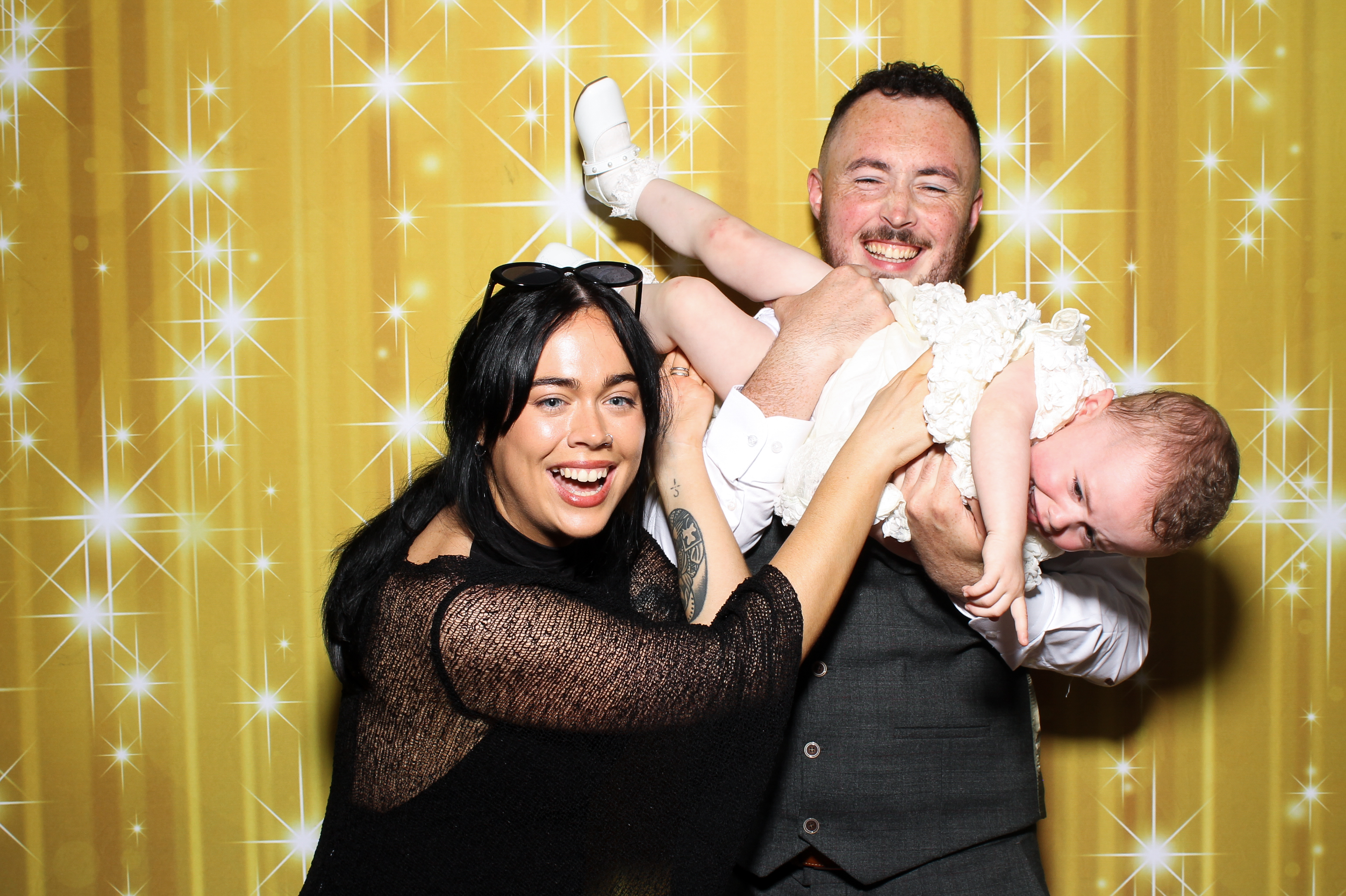 Sinead & Tom | View more photos from the event at gallery.snapmagic.ie/u/SnapMagic/Sinead-Tom