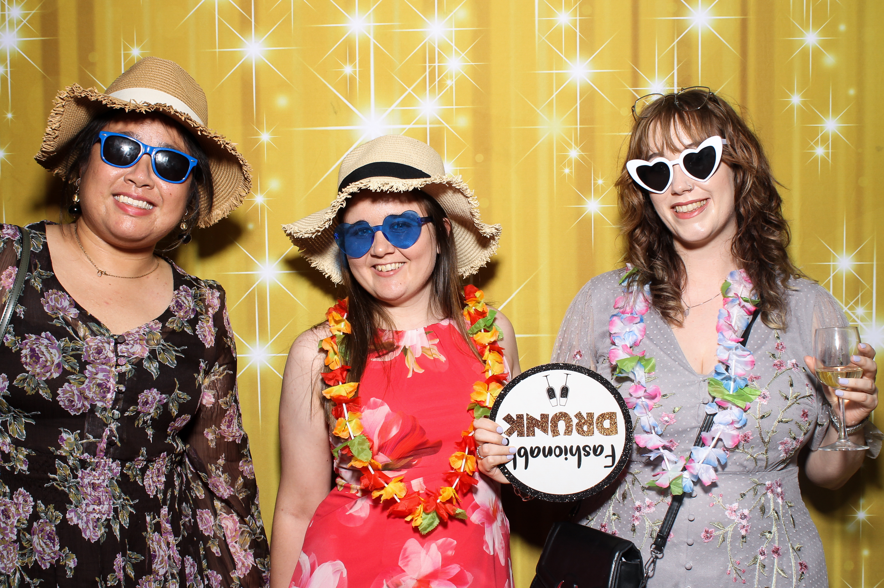 Sinead & Tom | View more photos from the event at gallery.snapmagic.ie/u/SnapMagic/Sinead-Tom