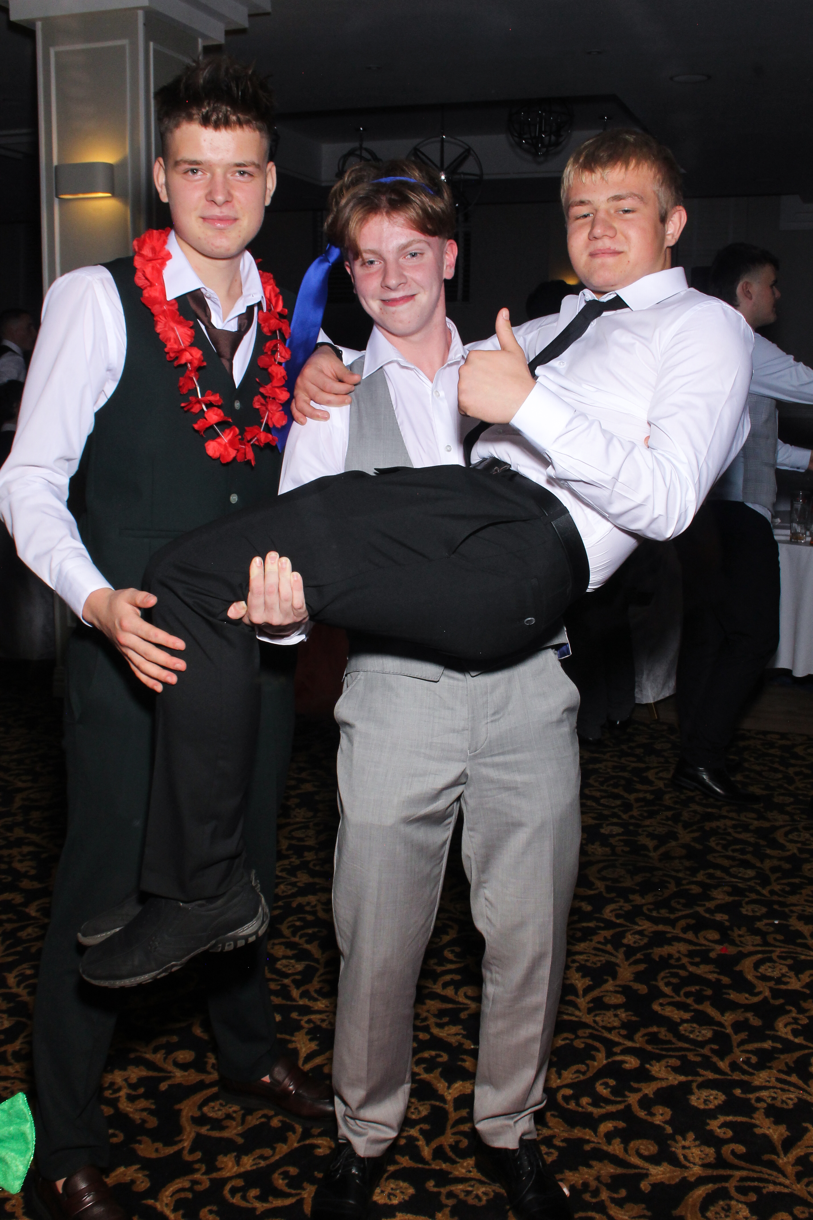 St.Catherine's Debs '25 | View more photos from the event at gallery.snapmagic.ie/u/SnapMagic/StCatherines-Debs-25