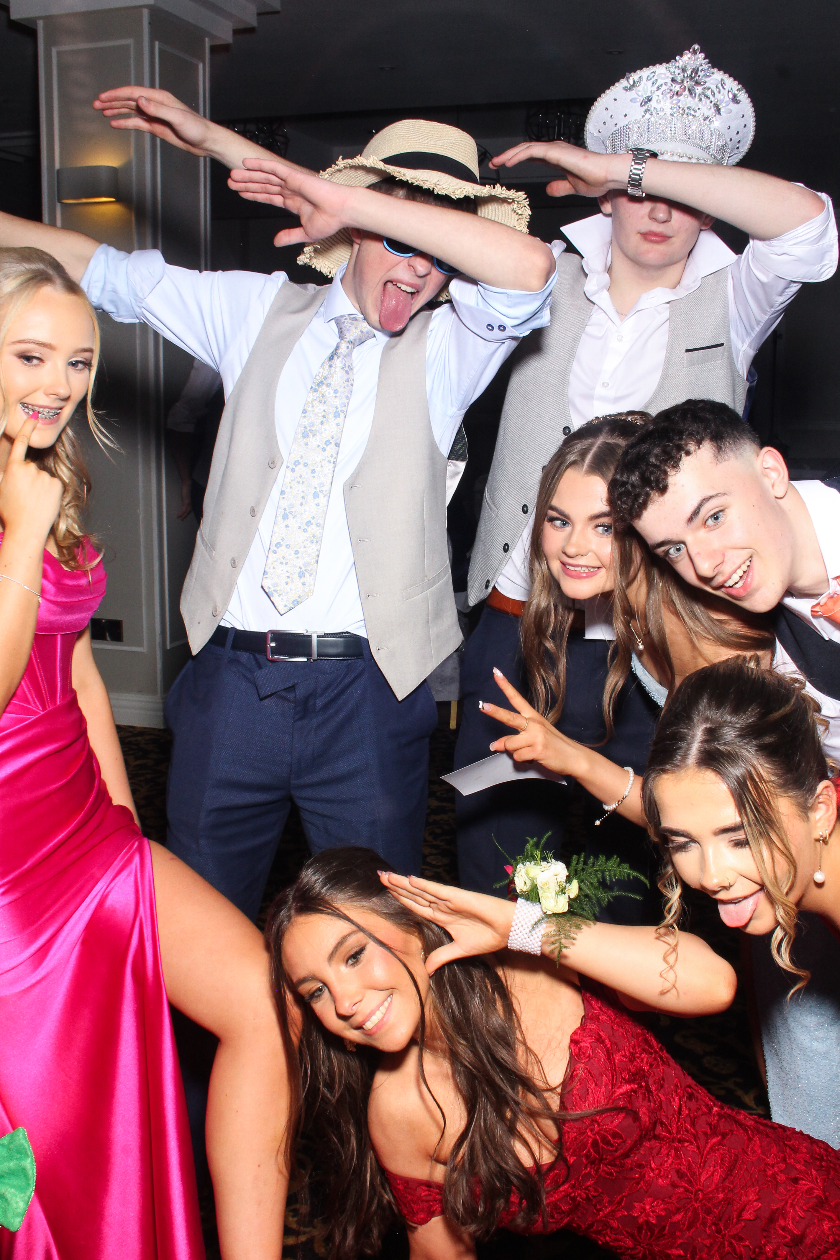 St.Catherine's Debs '25 | View more photos from the event at gallery.snapmagic.ie/u/SnapMagic/StCatherines-Debs-25