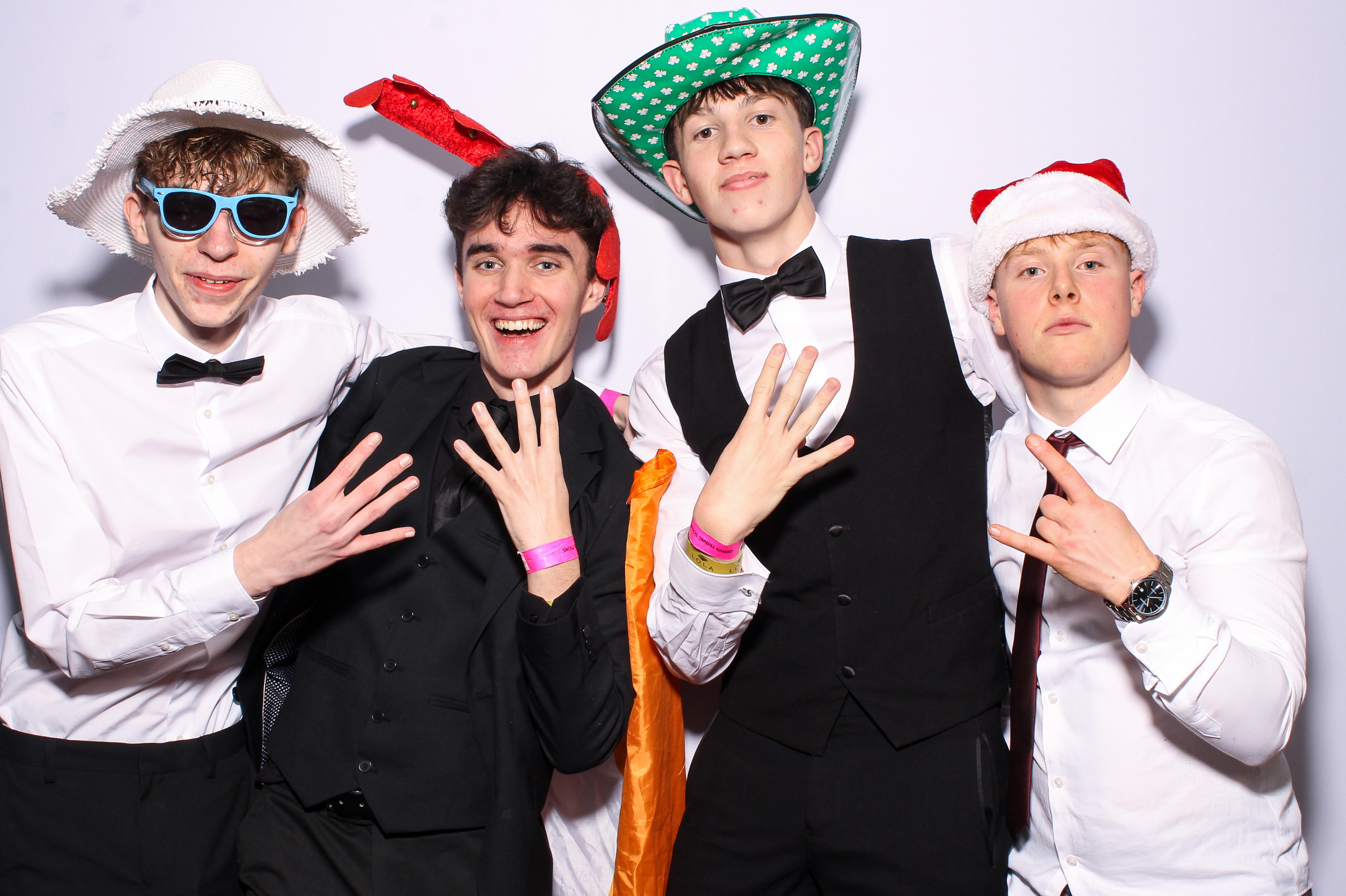 St.Michael's College Formal 2025 | View more photos from the event at gallery.snapmagic.ie/u/SnapMagic/StMichaels-College-Formal-2025