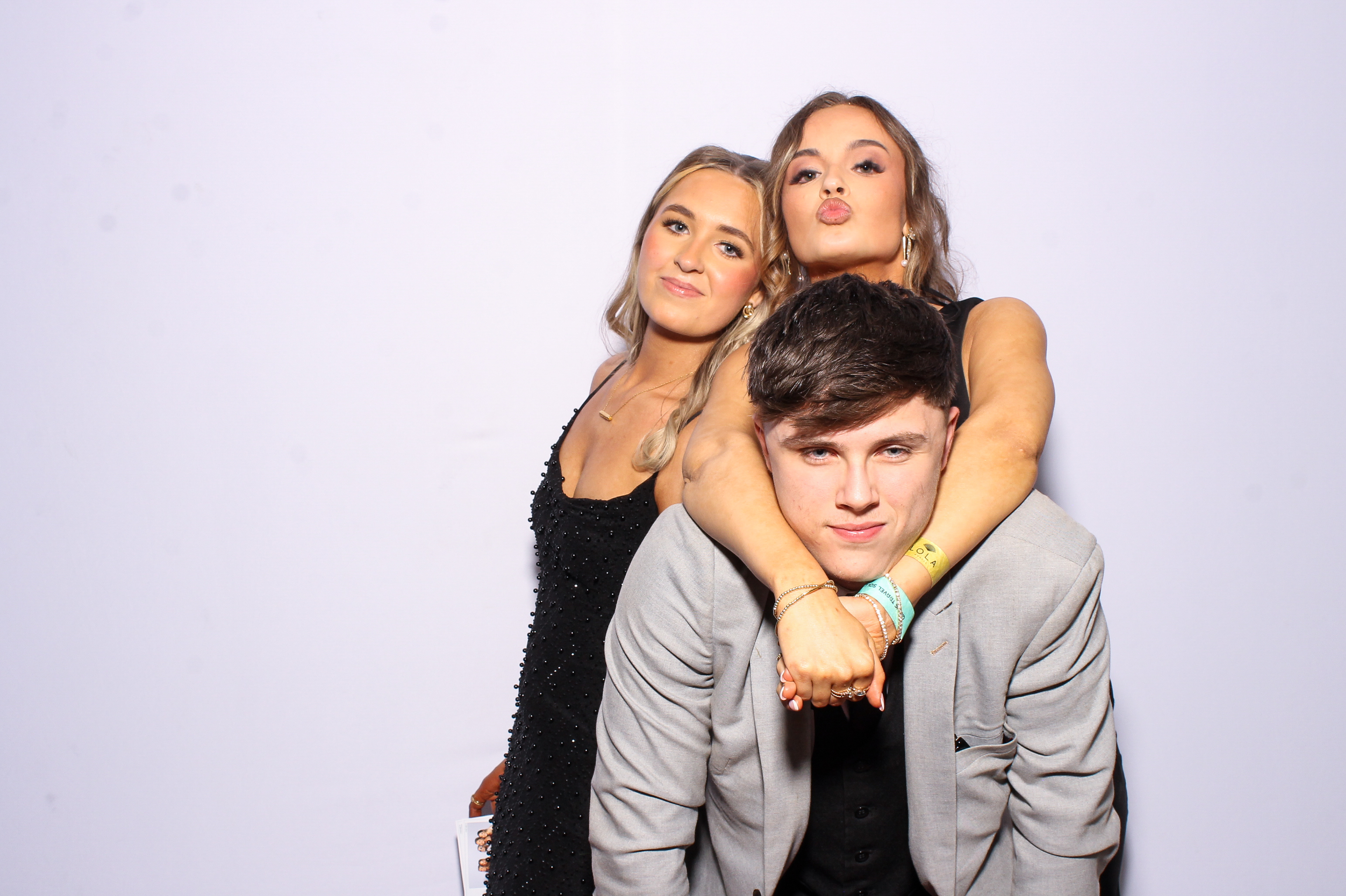 St.Michael's College Formal 2025 | View more photos from the event at gallery.snapmagic.ie/u/SnapMagic/StMichaels-College-Formal-2025