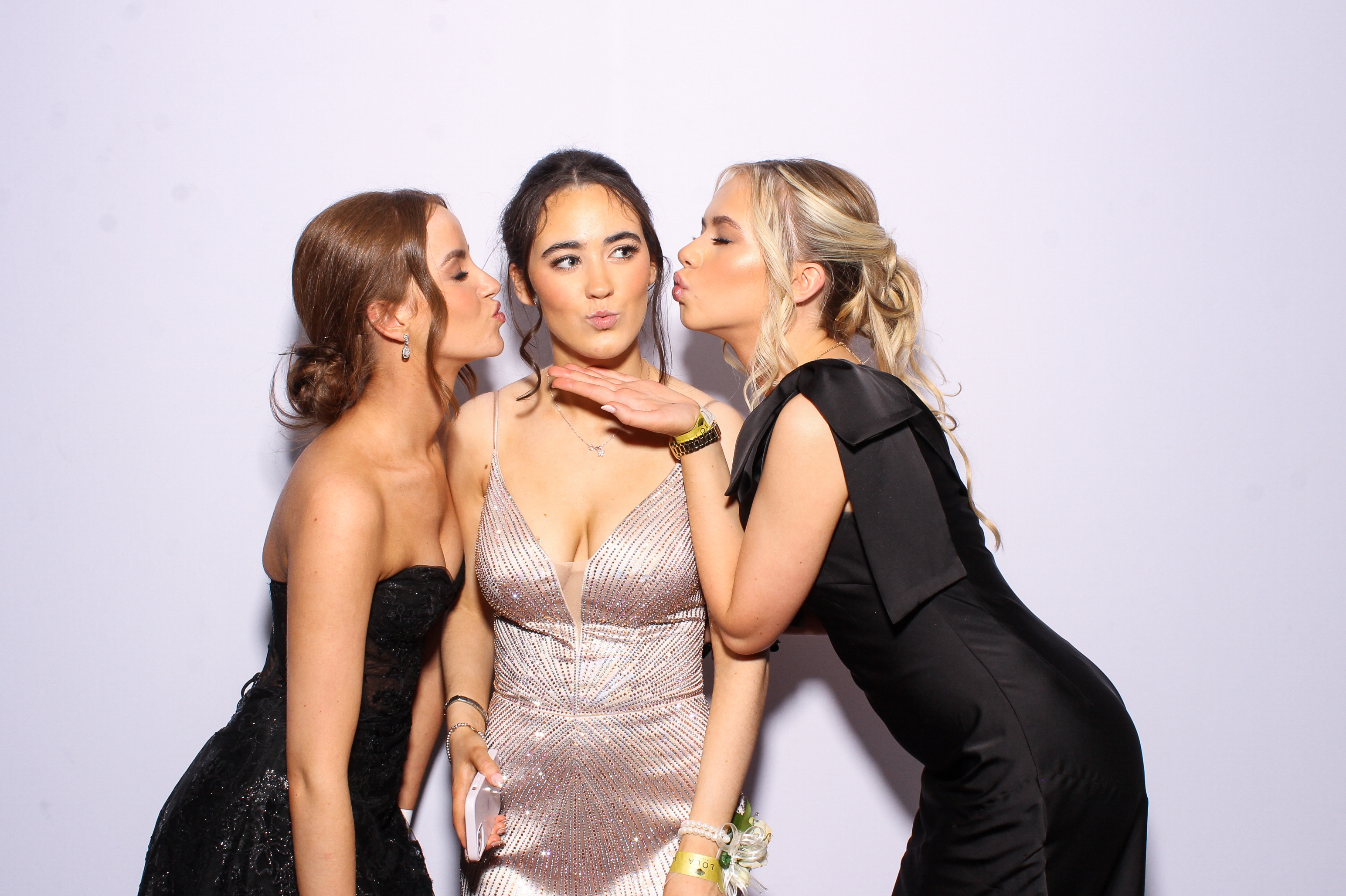 St.Michael's College Formal 2025 | View more photos from the event at gallery.snapmagic.ie/u/SnapMagic/StMichaels-College-Formal-2025