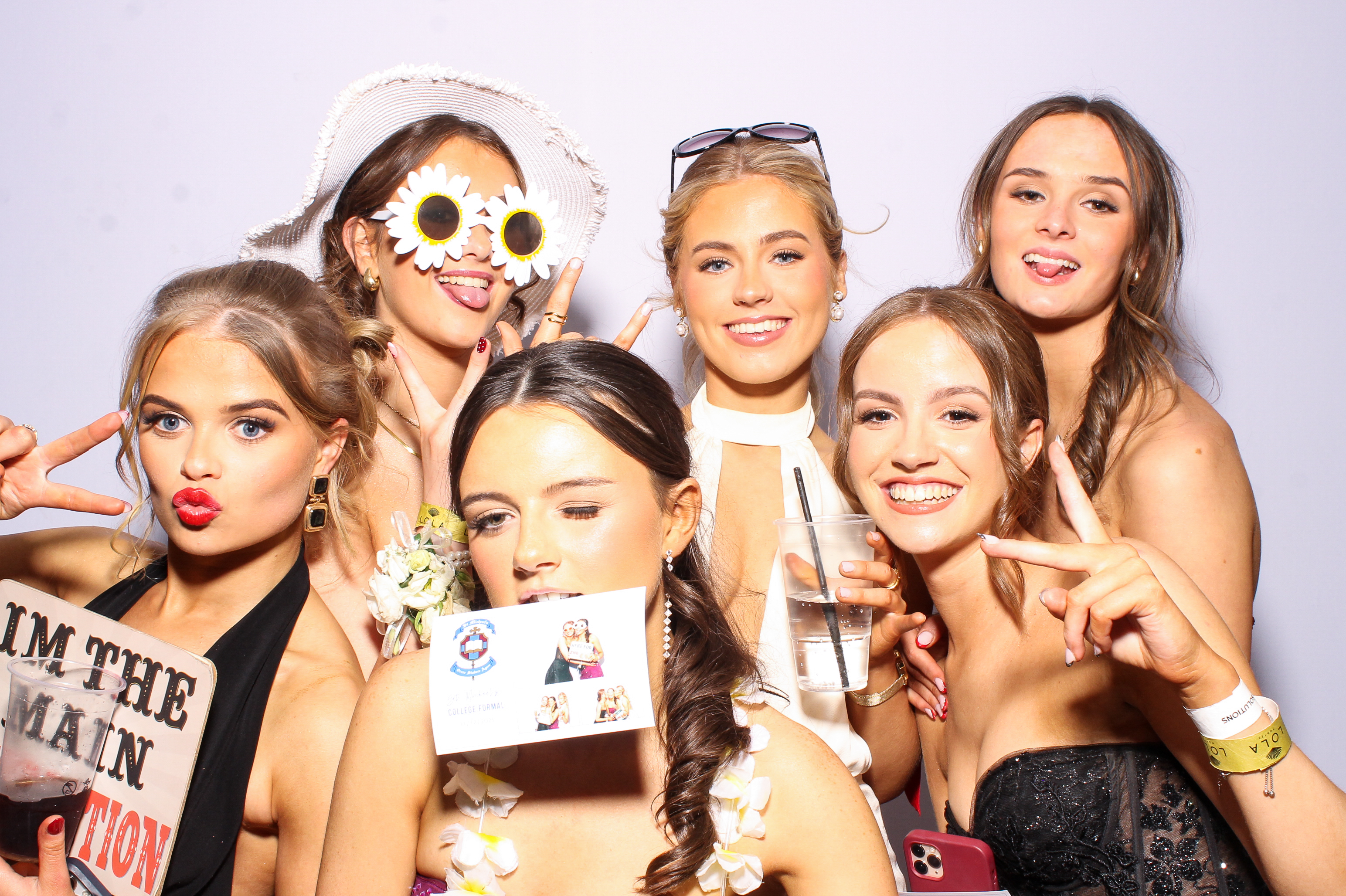 St.Michael's College Formal 2025 | View more photos from the event at gallery.snapmagic.ie/u/SnapMagic/StMichaels-College-Formal-2025