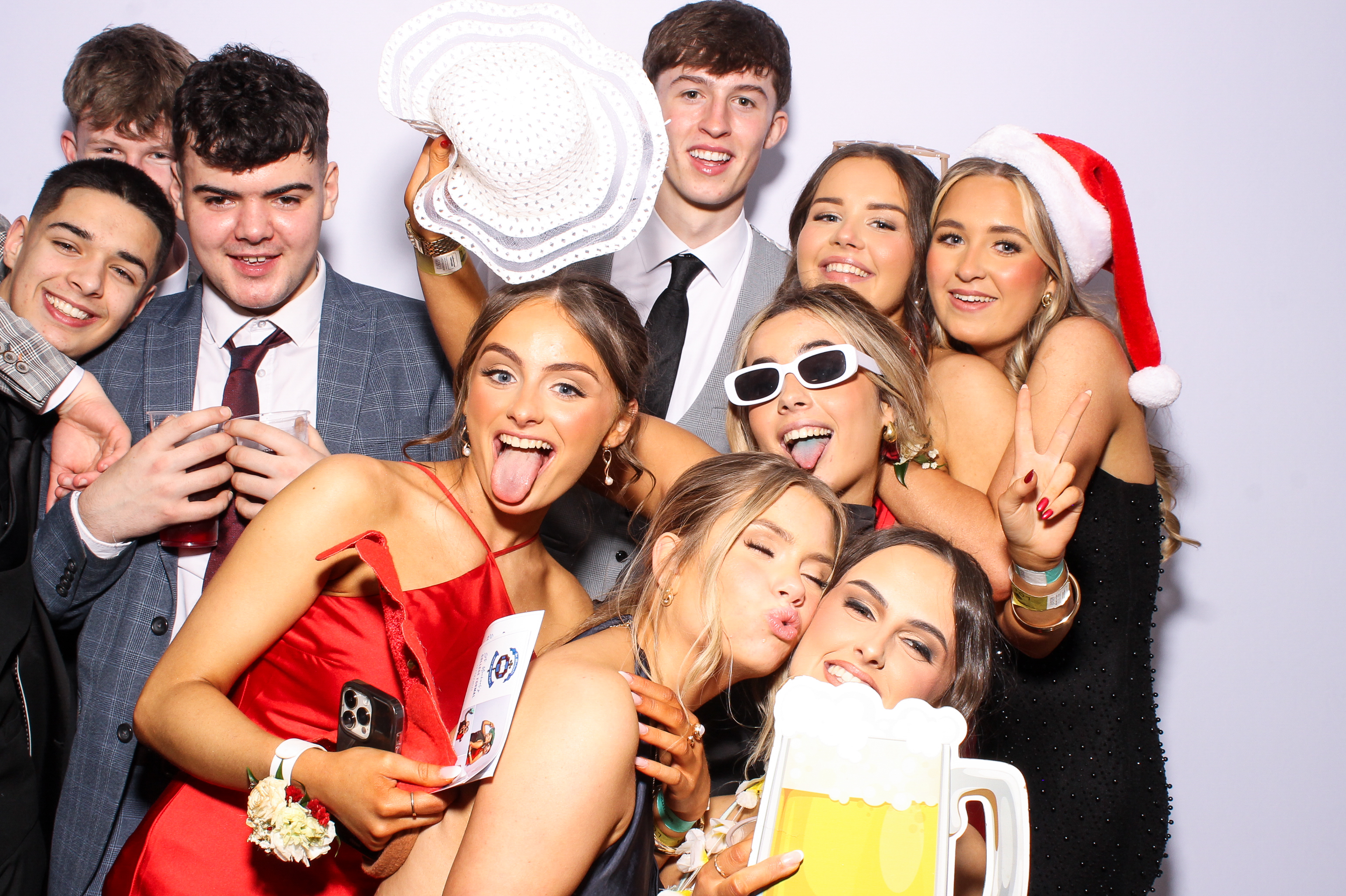 St.Michael's College Formal 2025 | View more photos from the event at gallery.snapmagic.ie/u/SnapMagic/StMichaels-College-Formal-2025