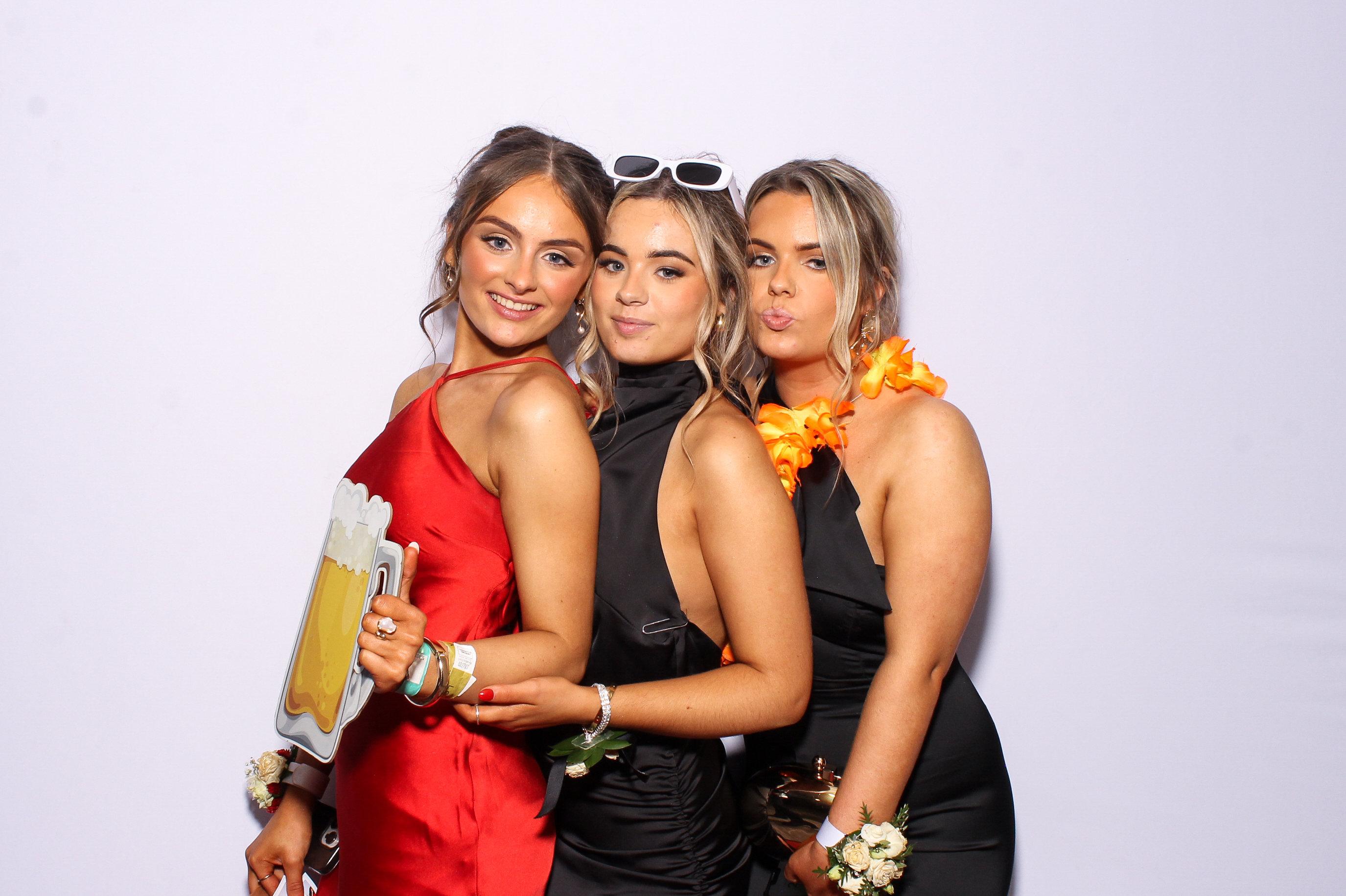 St.Michael's College Formal 2025 | View more photos from the event at gallery.snapmagic.ie/u/SnapMagic/StMichaels-College-Formal-2025