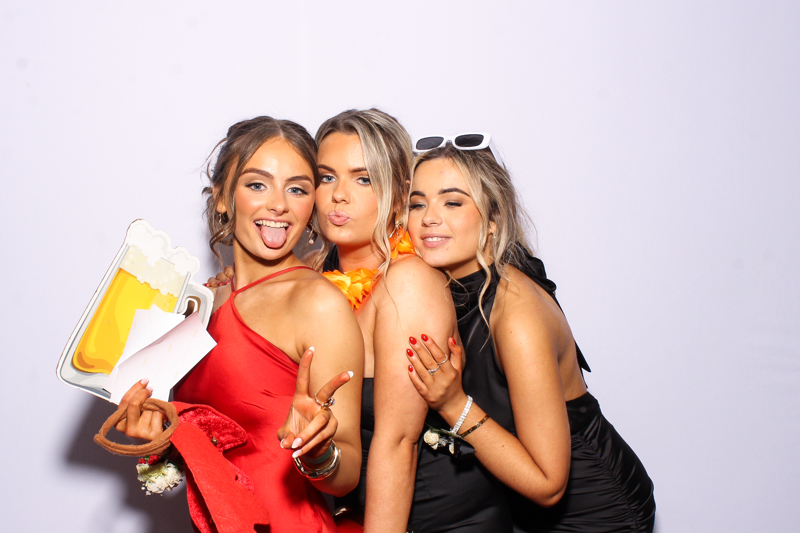 St.Michael's College Formal 2025 | View more photos from the event at gallery.snapmagic.ie/u/SnapMagic/StMichaels-College-Formal-2025