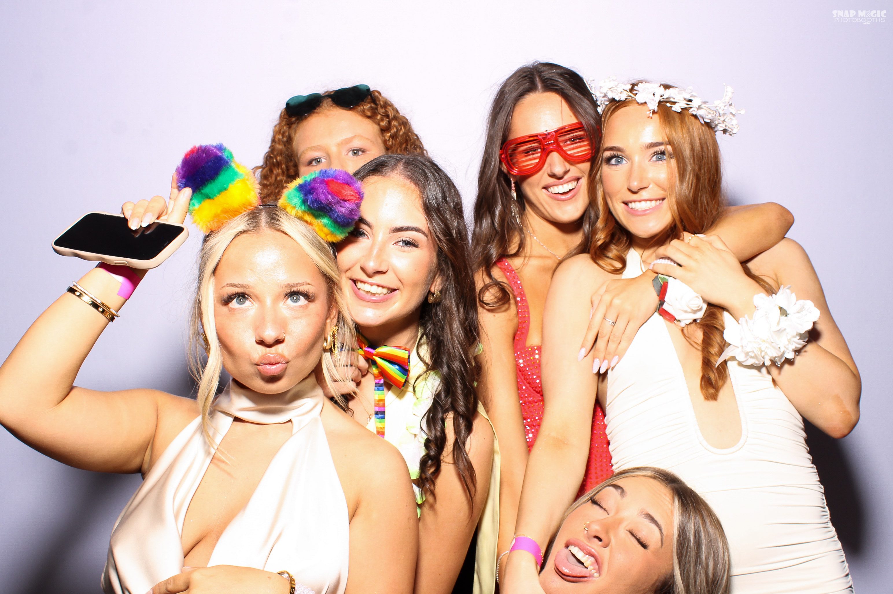 Ursuline College Debs '25 | View more photos from the event at gallery.snapmagic.ie/u/SnapMagic/Ursuline-College-Debs-25