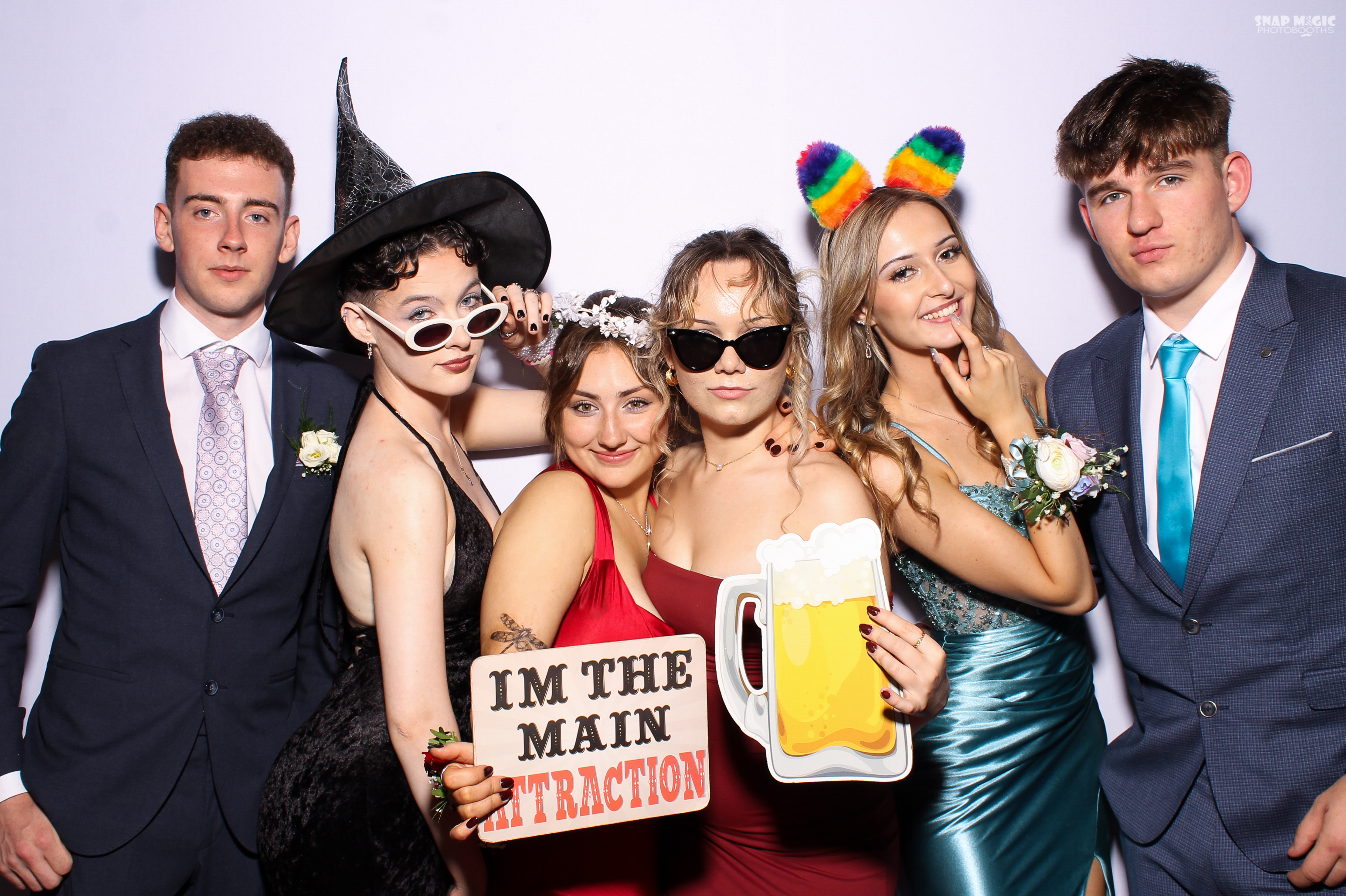 Ursuline College Debs '25 | View more photos from the event at gallery.snapmagic.ie/u/SnapMagic/Ursuline-College-Debs-25
