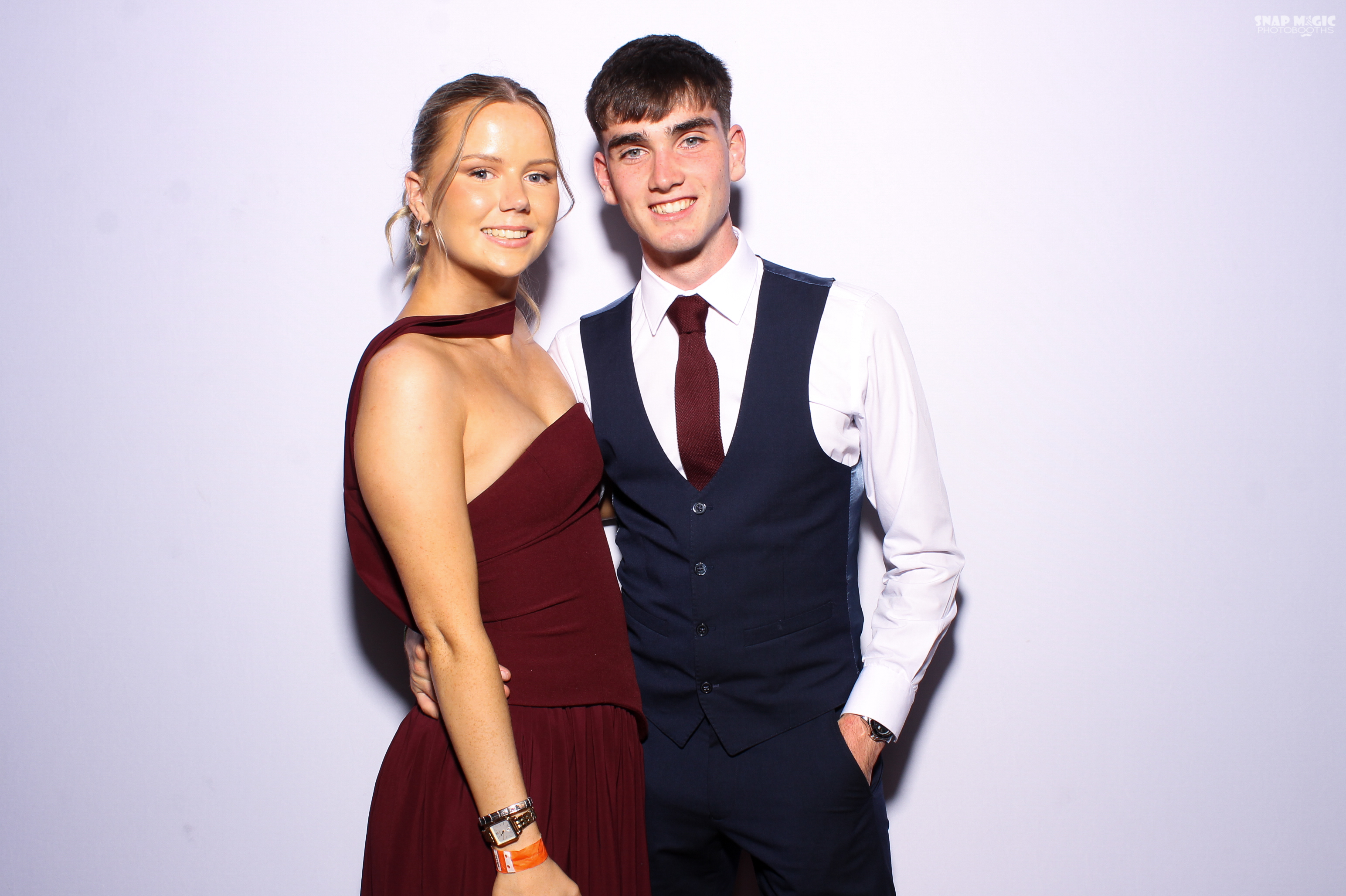 Ursuline College Debs '25 | View more photos from the event at gallery.snapmagic.ie/u/SnapMagic/Ursuline-College-Debs-25