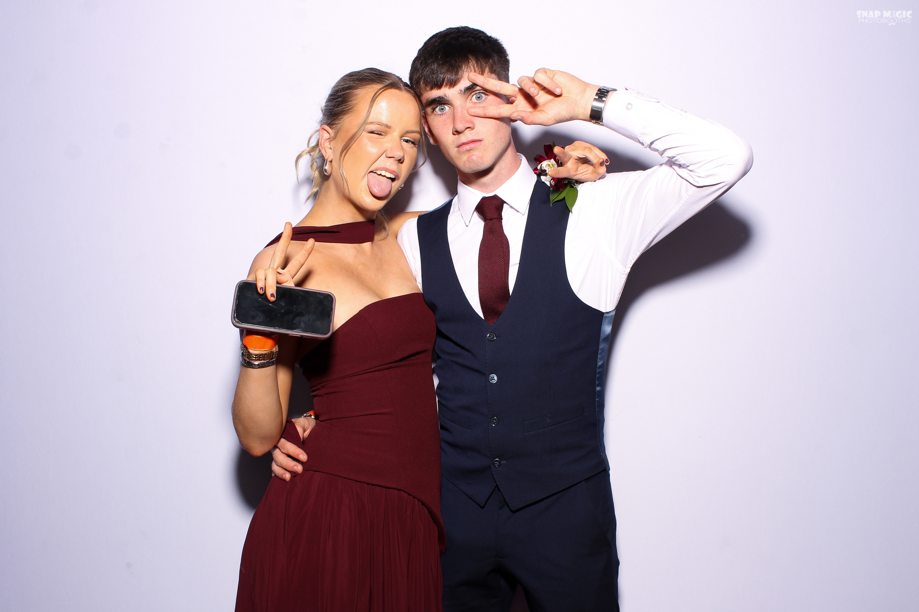 Ursuline College Debs '25 | View more photos from the event at gallery.snapmagic.ie/u/SnapMagic/Ursuline-College-Debs-25