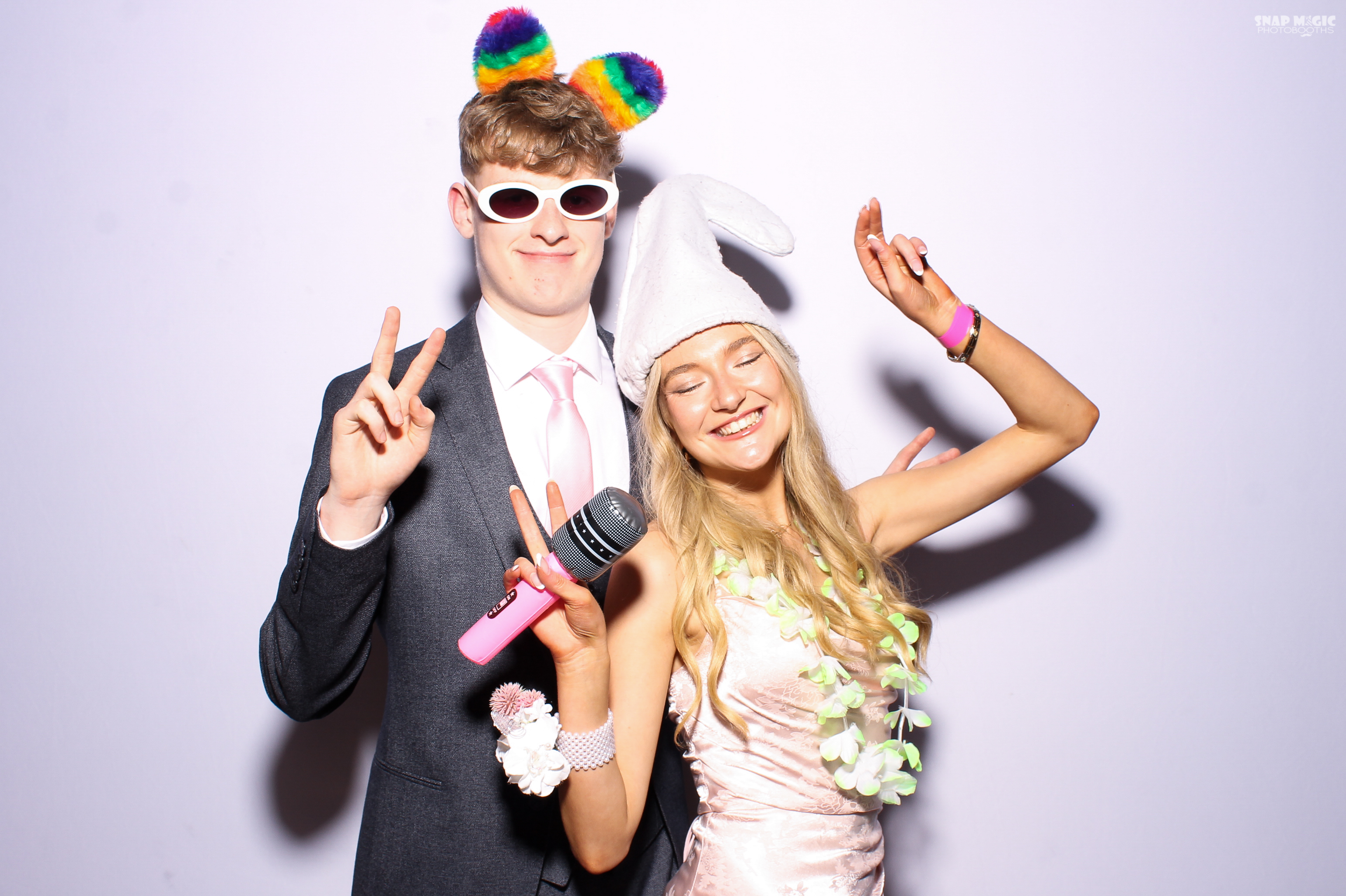 Ursuline College Debs '25 | View more photos from the event at gallery.snapmagic.ie/u/SnapMagic/Ursuline-College-Debs-25