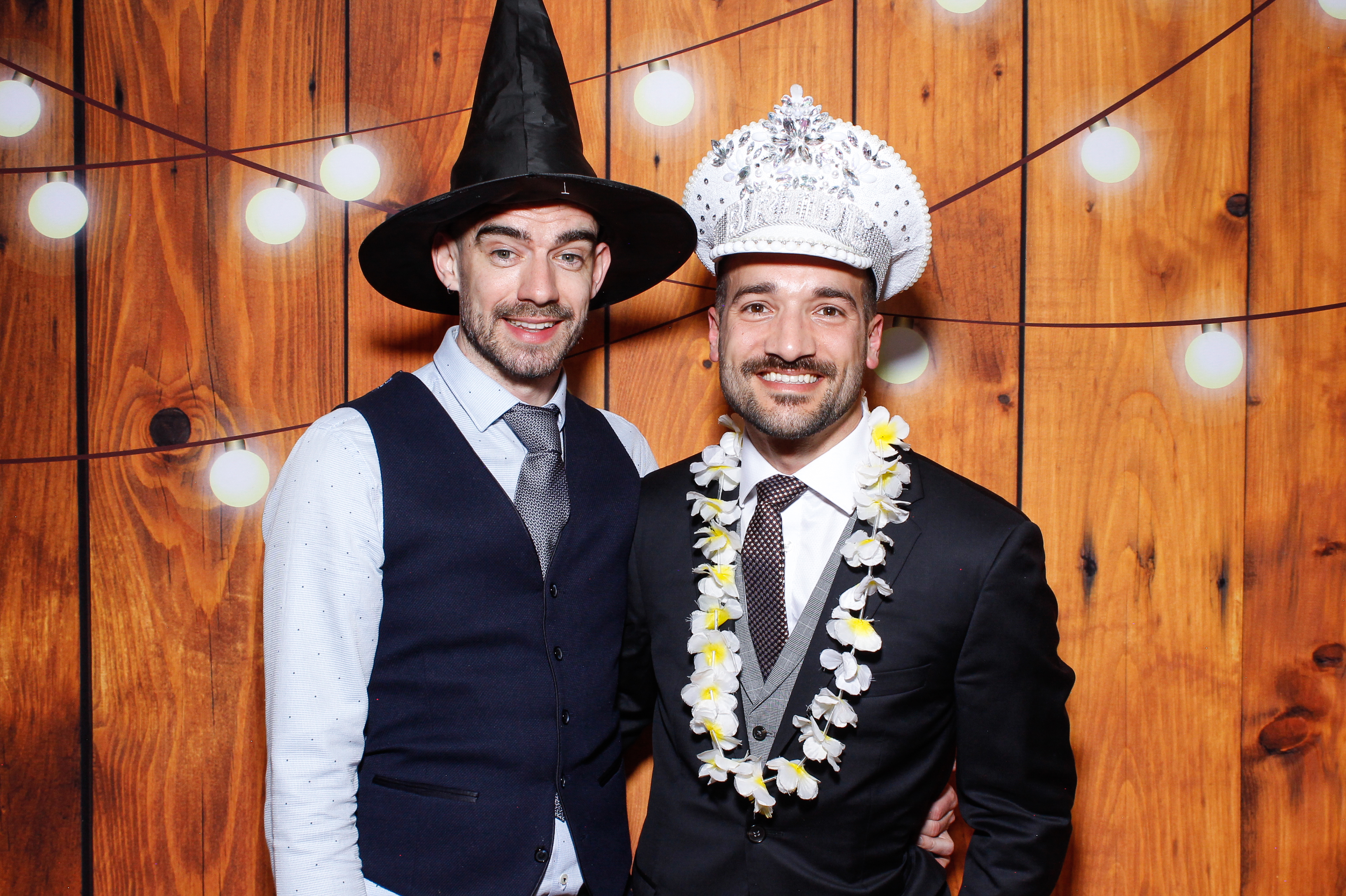 Aisling & Paul | View more photos from the event at gallery.snapmagic.ie/u/SnapMagic/Aisling-Paul