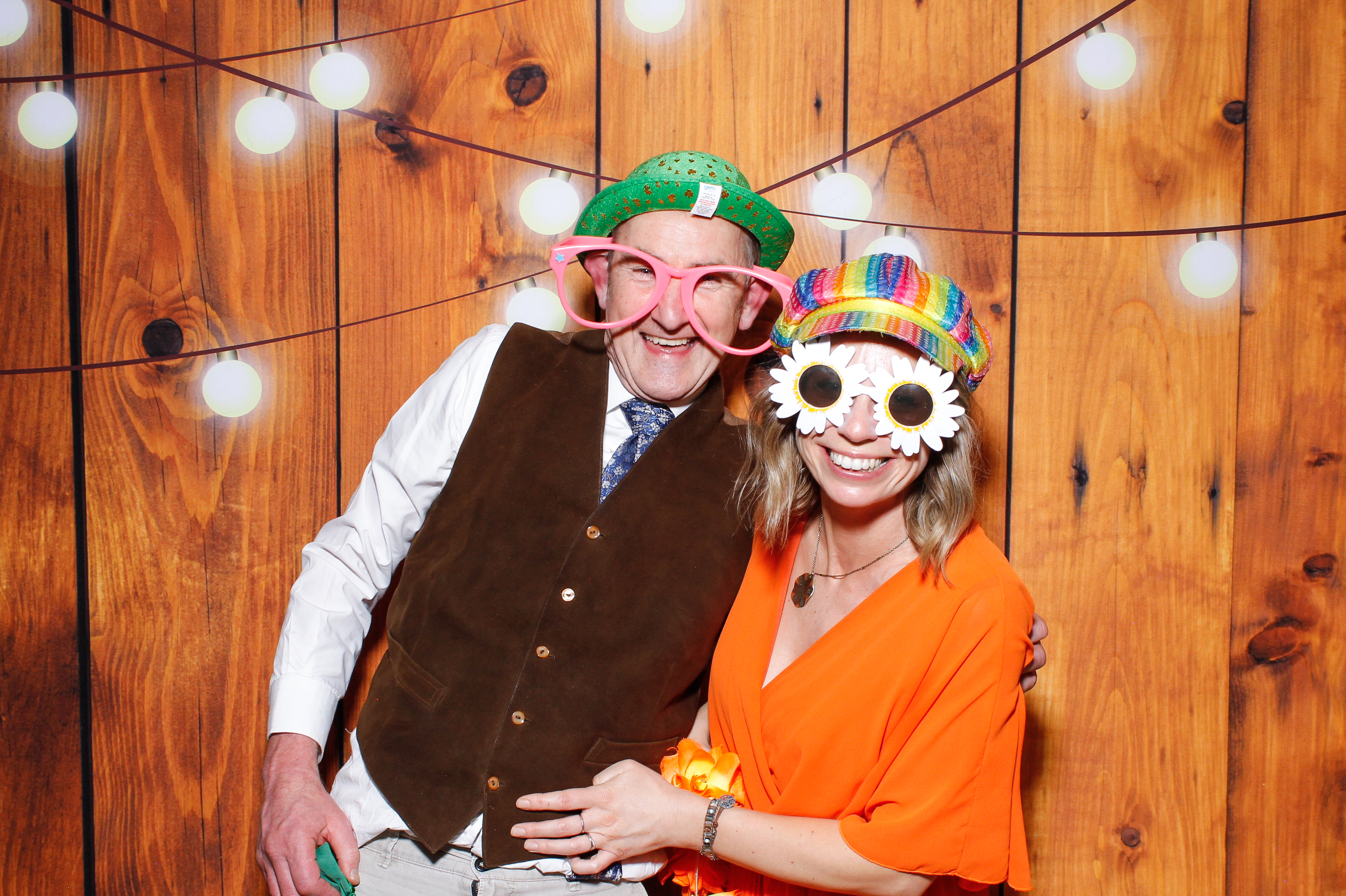 Aisling & Paul | View more photos from the event at gallery.snapmagic.ie/u/SnapMagic/Aisling-Paul