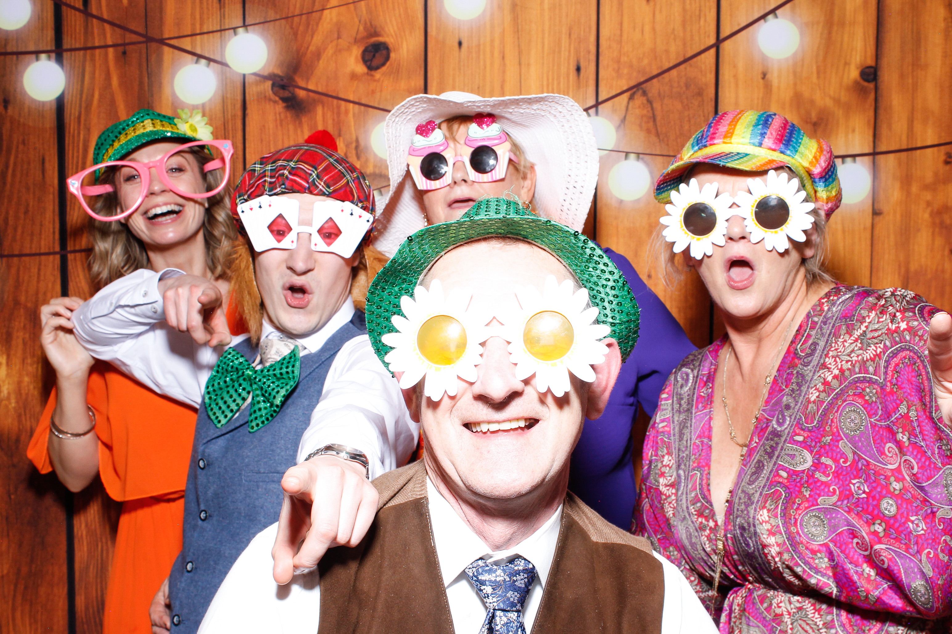 Aisling & Paul | View more photos from the event at gallery.snapmagic.ie/u/SnapMagic/Aisling-Paul