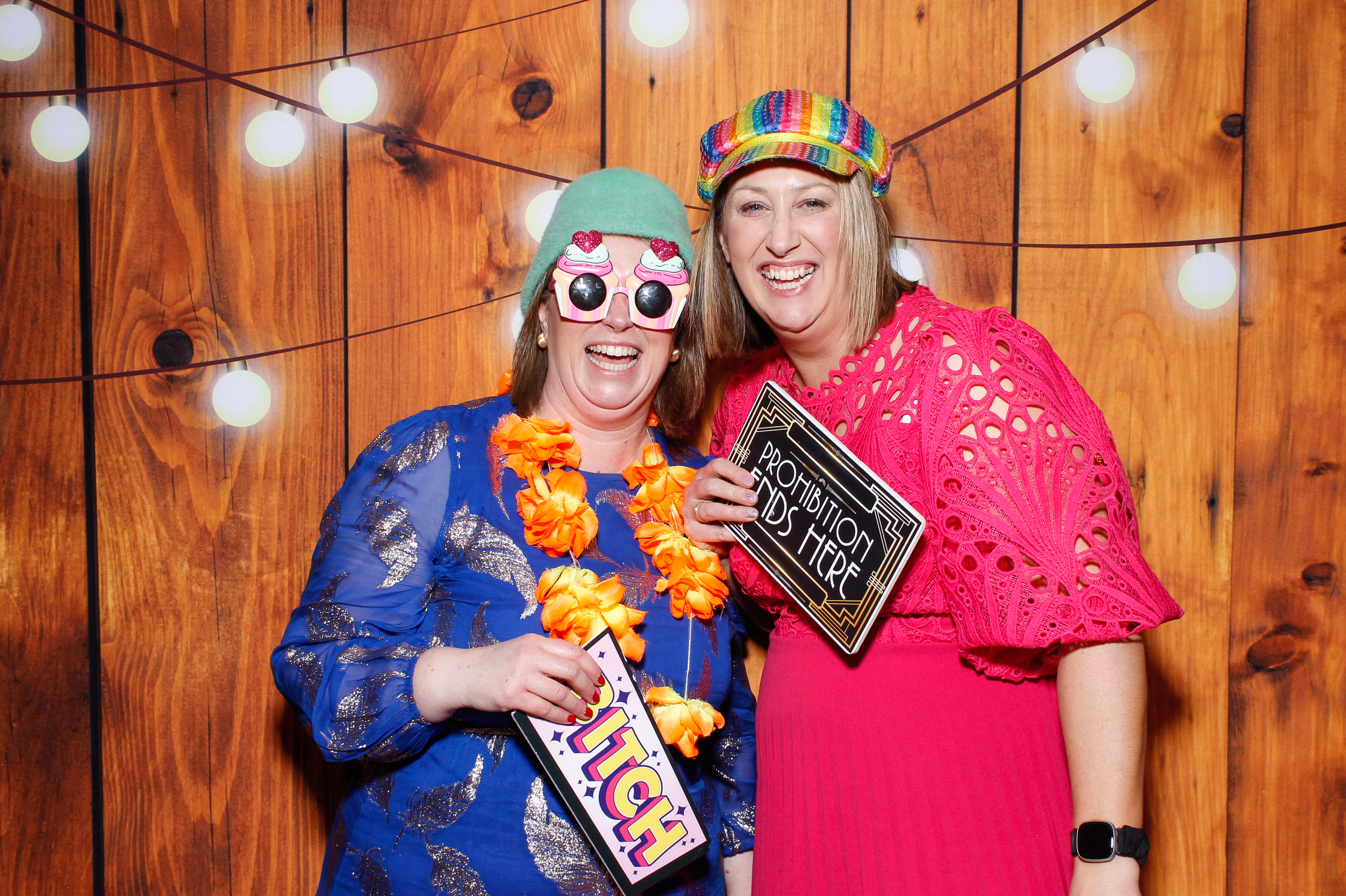 Aisling & Paul | View more photos from the event at gallery.snapmagic.ie/u/SnapMagic/Aisling-Paul