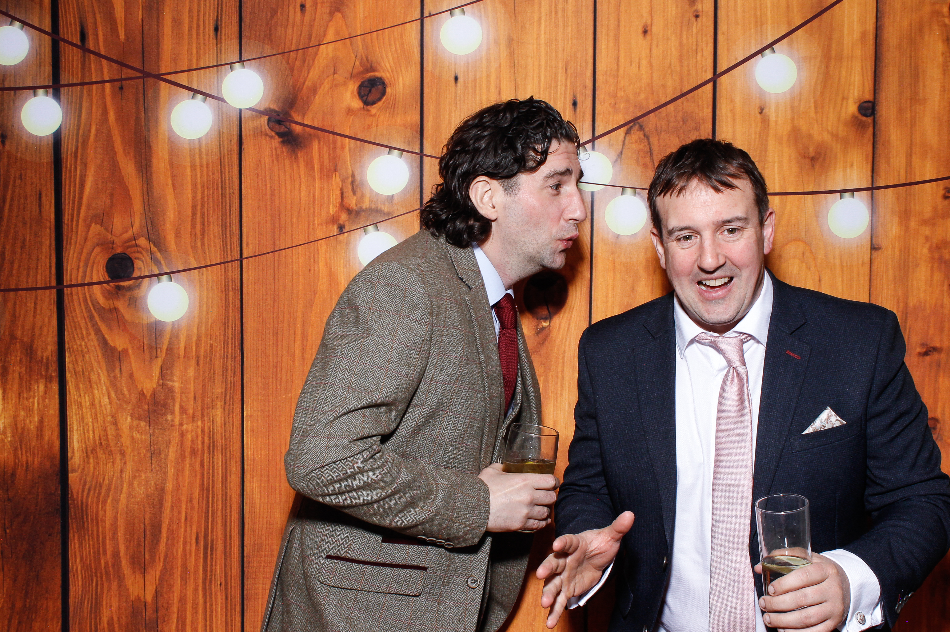 Aisling & Paul | View more photos from the event at gallery.snapmagic.ie/u/SnapMagic/Aisling-Paul