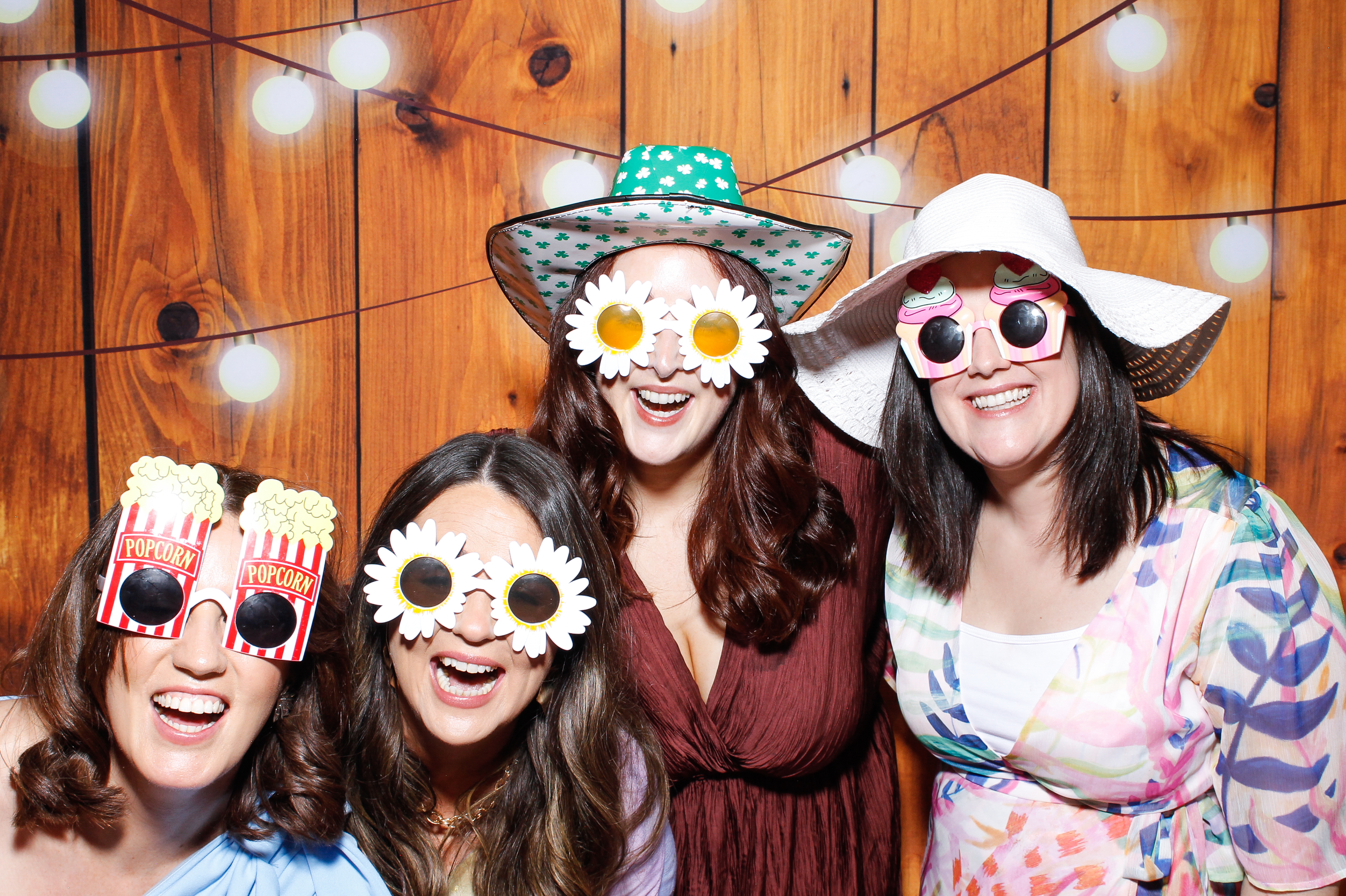 Aisling & Paul | View more photos from the event at gallery.snapmagic.ie/u/SnapMagic/Aisling-Paul