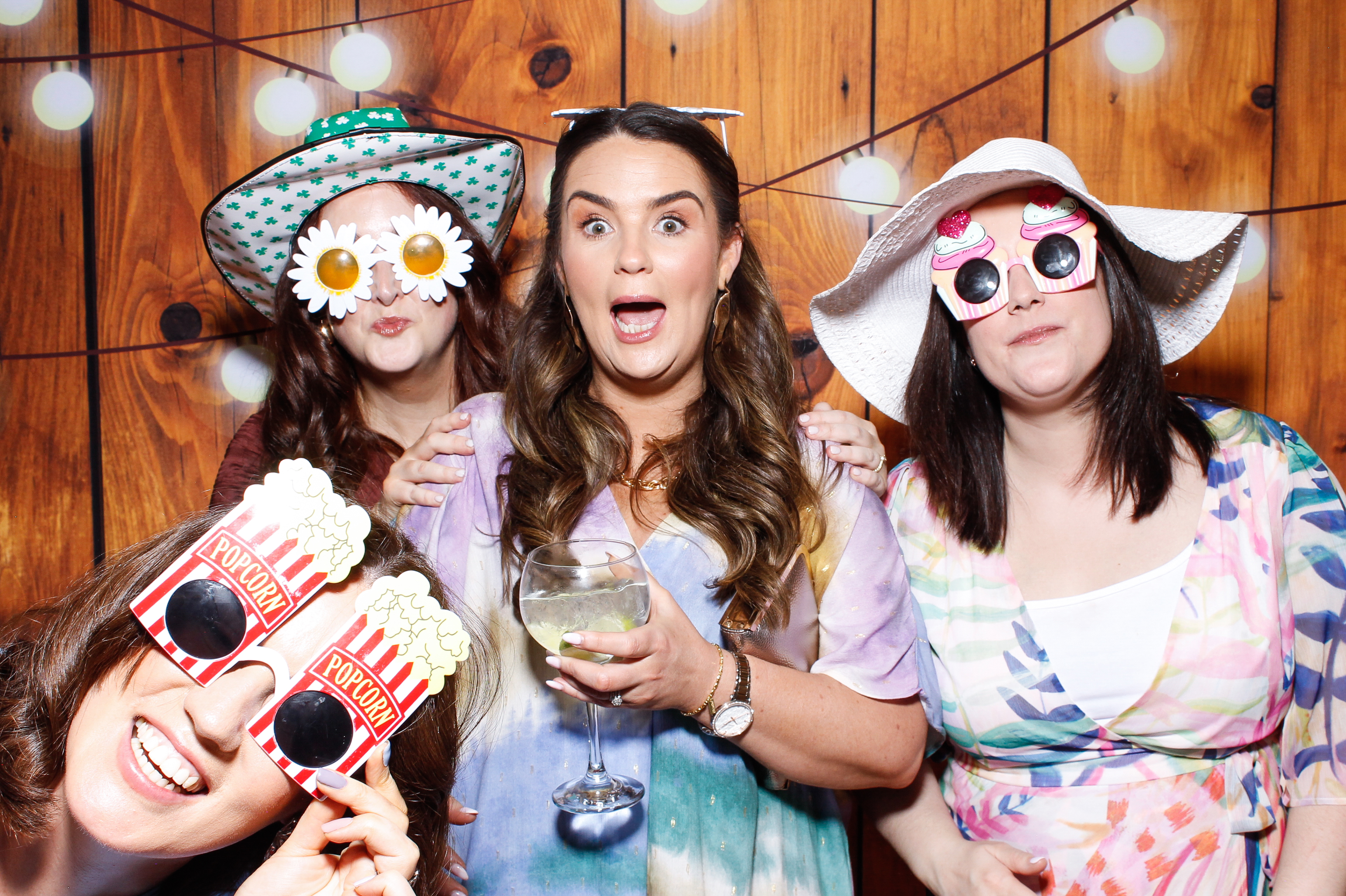 Aisling & Paul | View more photos from the event at gallery.snapmagic.ie/u/SnapMagic/Aisling-Paul