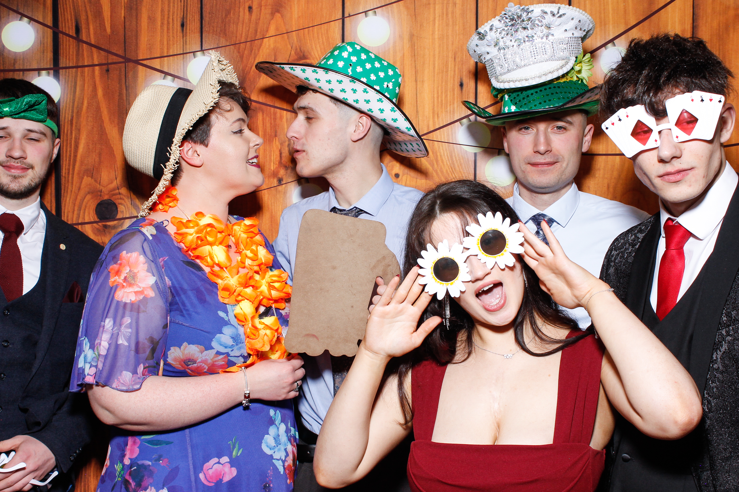 Aisling & Paul | View more photos from the event at gallery.snapmagic.ie/u/SnapMagic/Aisling-Paul