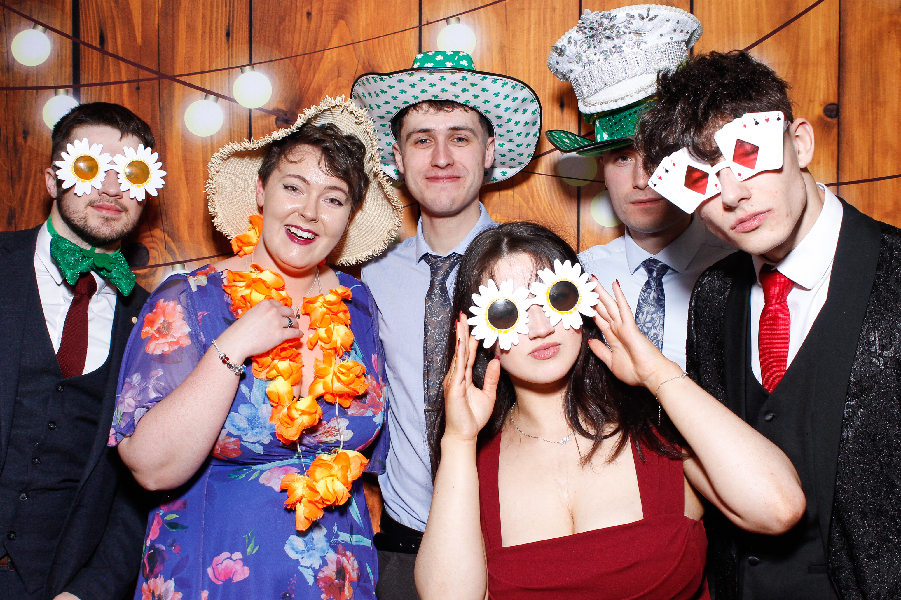 Aisling & Paul | View more photos from the event at gallery.snapmagic.ie/u/SnapMagic/Aisling-Paul