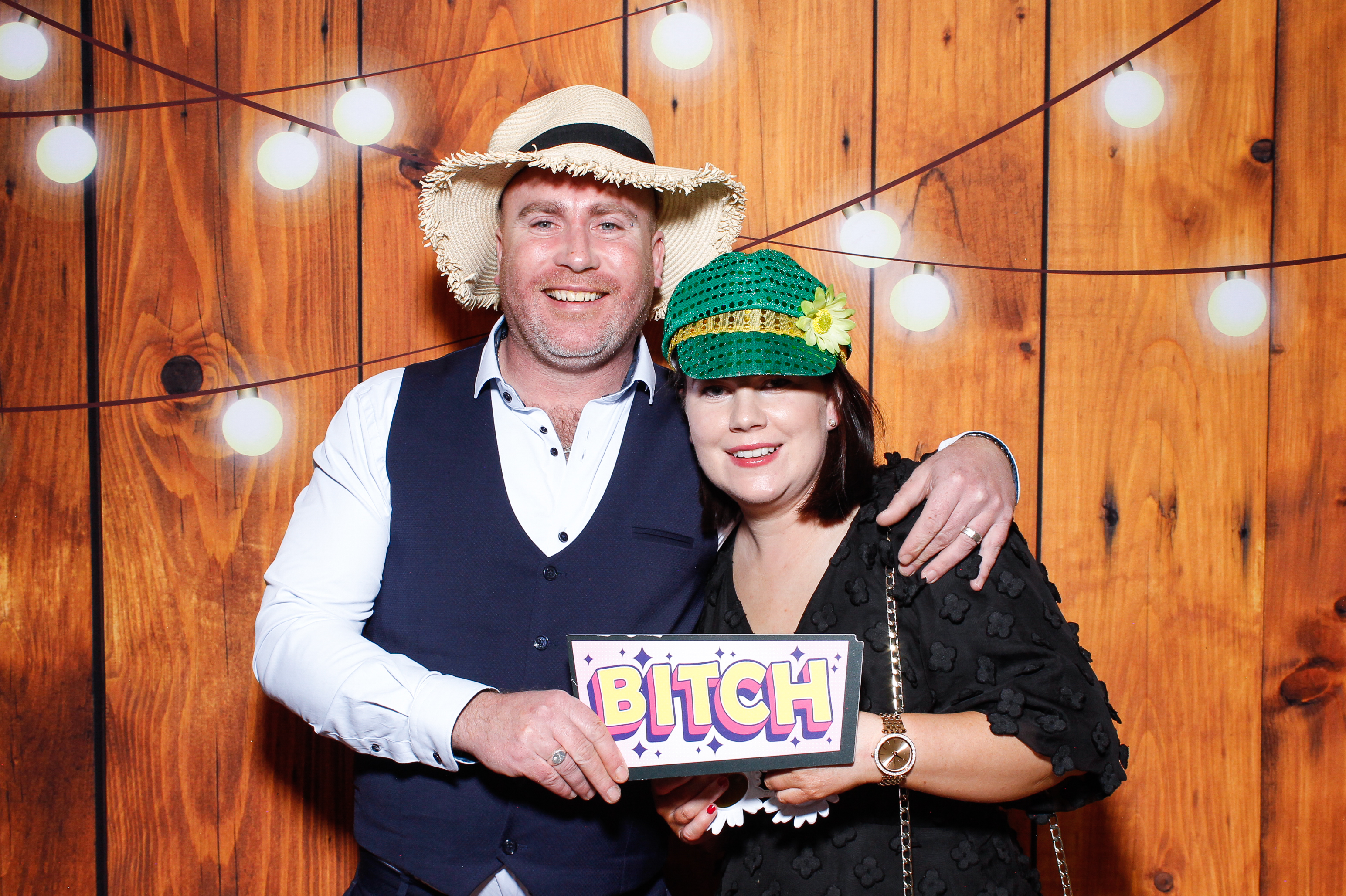 Aisling & Paul | View more photos from the event at gallery.snapmagic.ie/u/SnapMagic/Aisling-Paul