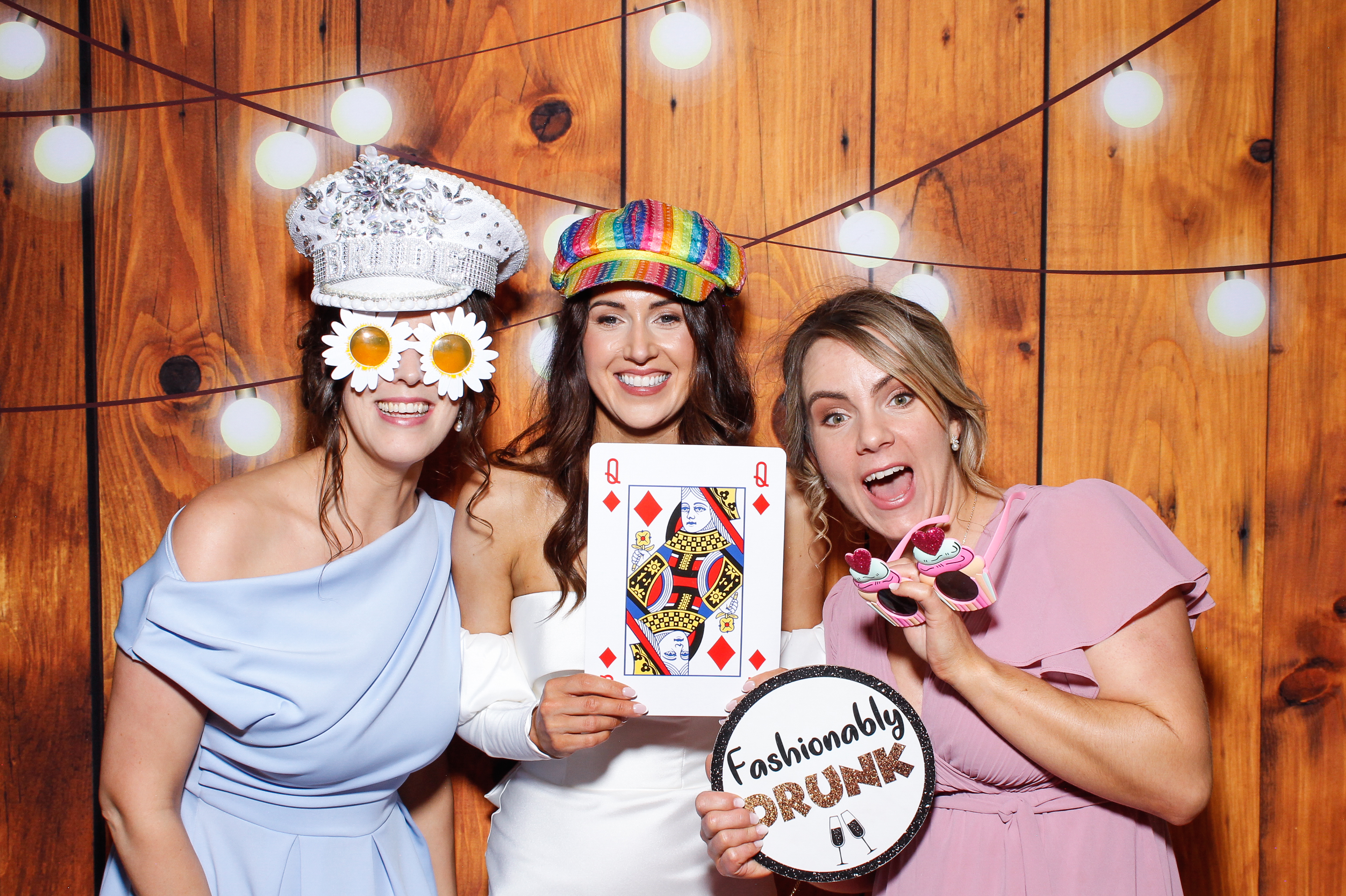 Aisling & Paul | View more photos from the event at gallery.snapmagic.ie/u/SnapMagic/Aisling-Paul