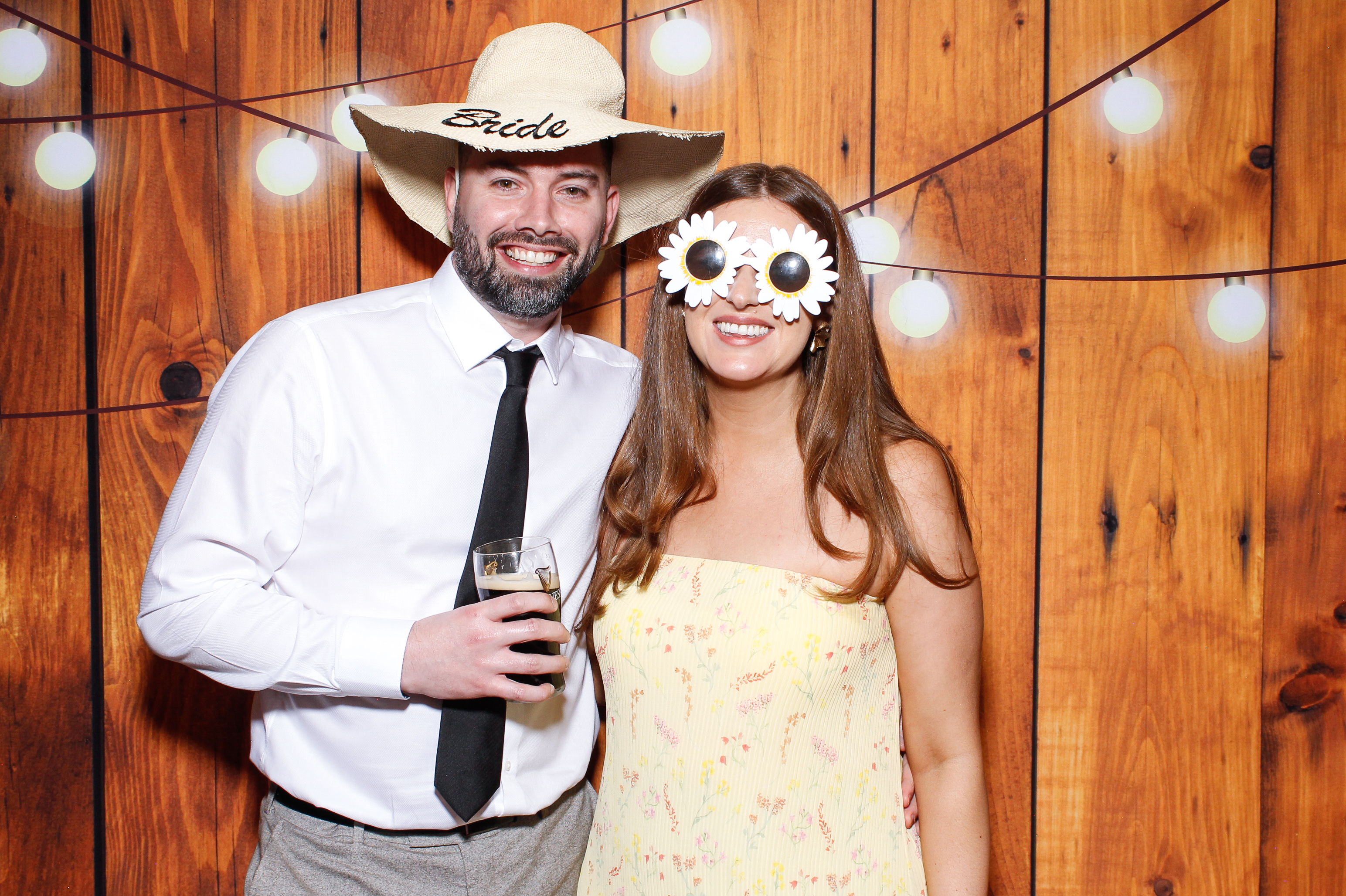 Aisling & Paul | View more photos from the event at gallery.snapmagic.ie/u/SnapMagic/Aisling-Paul