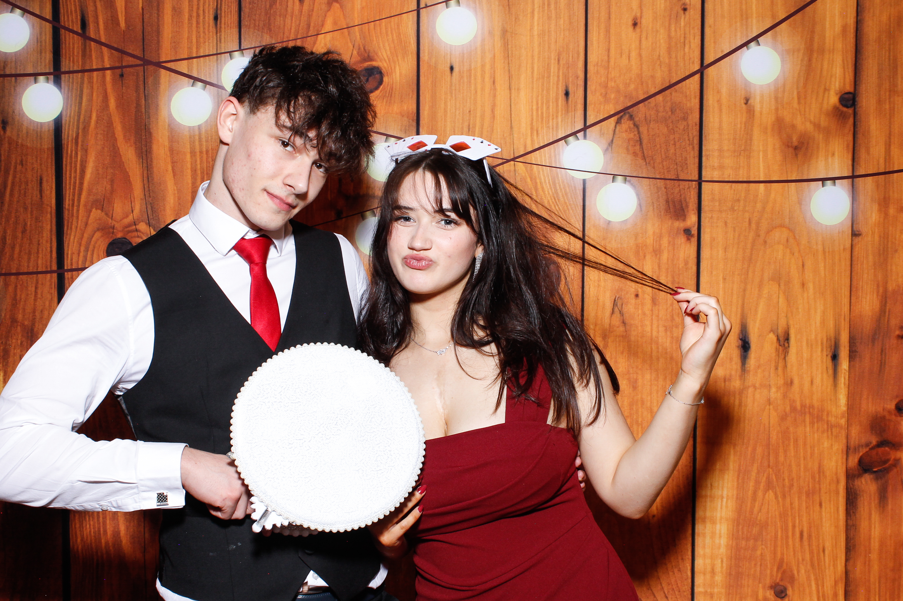 Aisling & Paul | View more photos from the event at gallery.snapmagic.ie/u/SnapMagic/Aisling-Paul