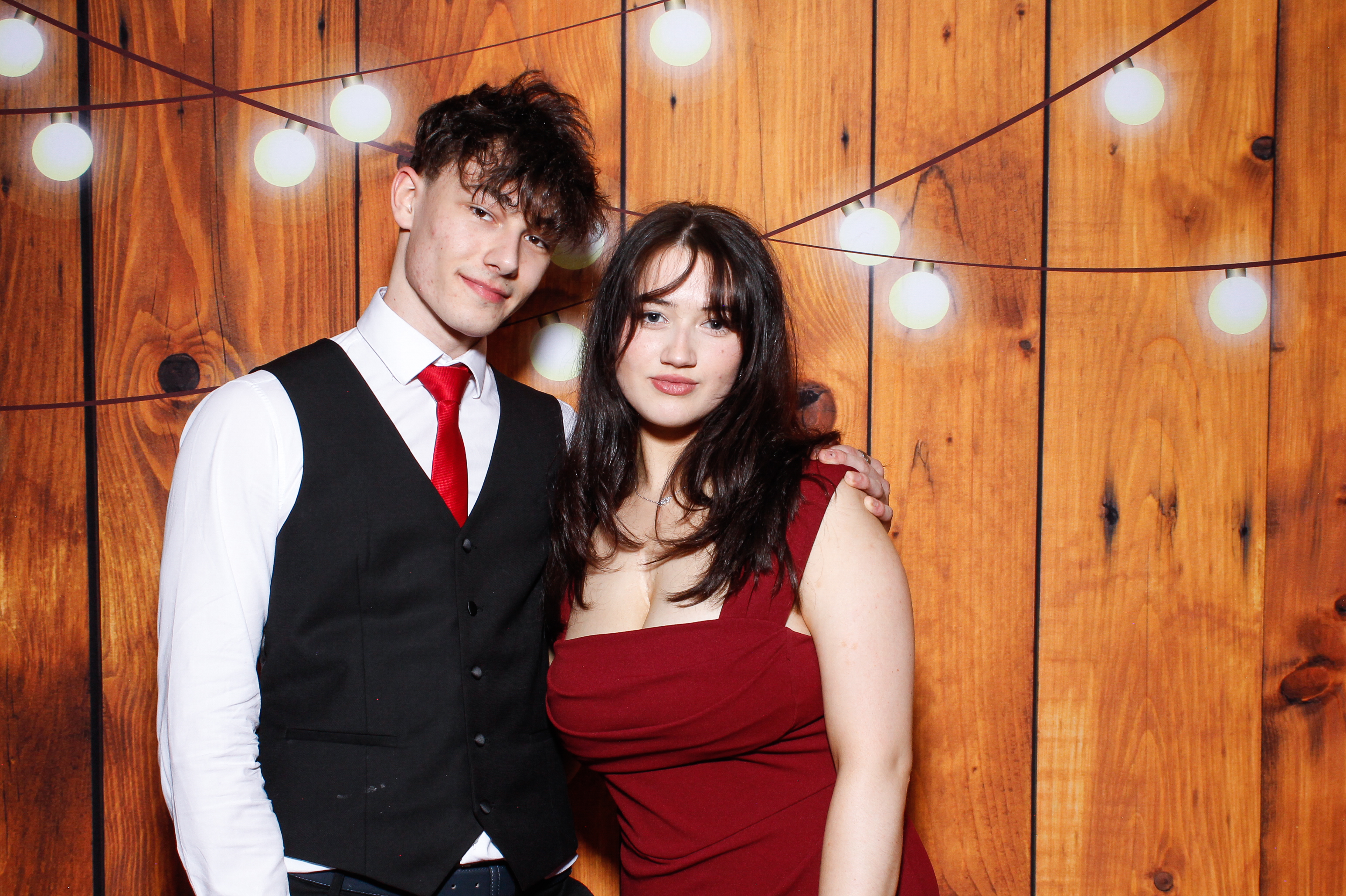 Aisling & Paul | View more photos from the event at gallery.snapmagic.ie/u/SnapMagic/Aisling-Paul