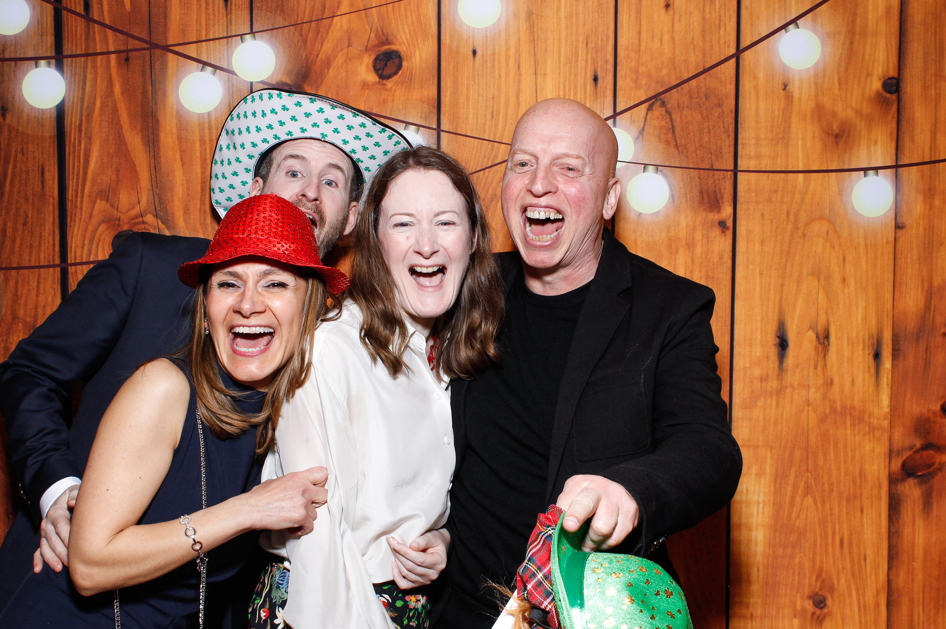 Aisling & Paul | View more photos from the event at gallery.snapmagic.ie/u/SnapMagic/Aisling-Paul