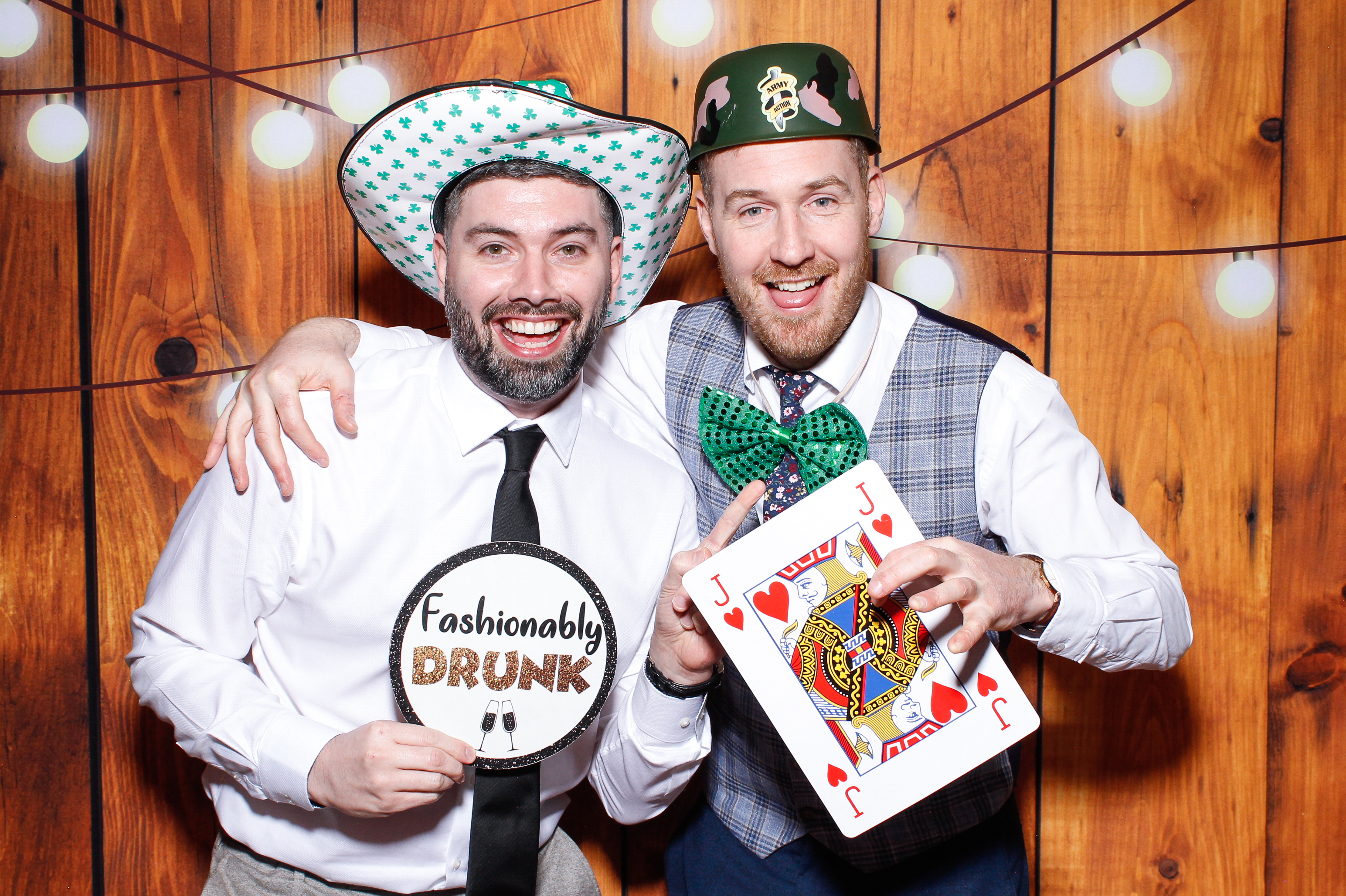 Aisling & Paul | View more photos from the event at gallery.snapmagic.ie/u/SnapMagic/Aisling-Paul