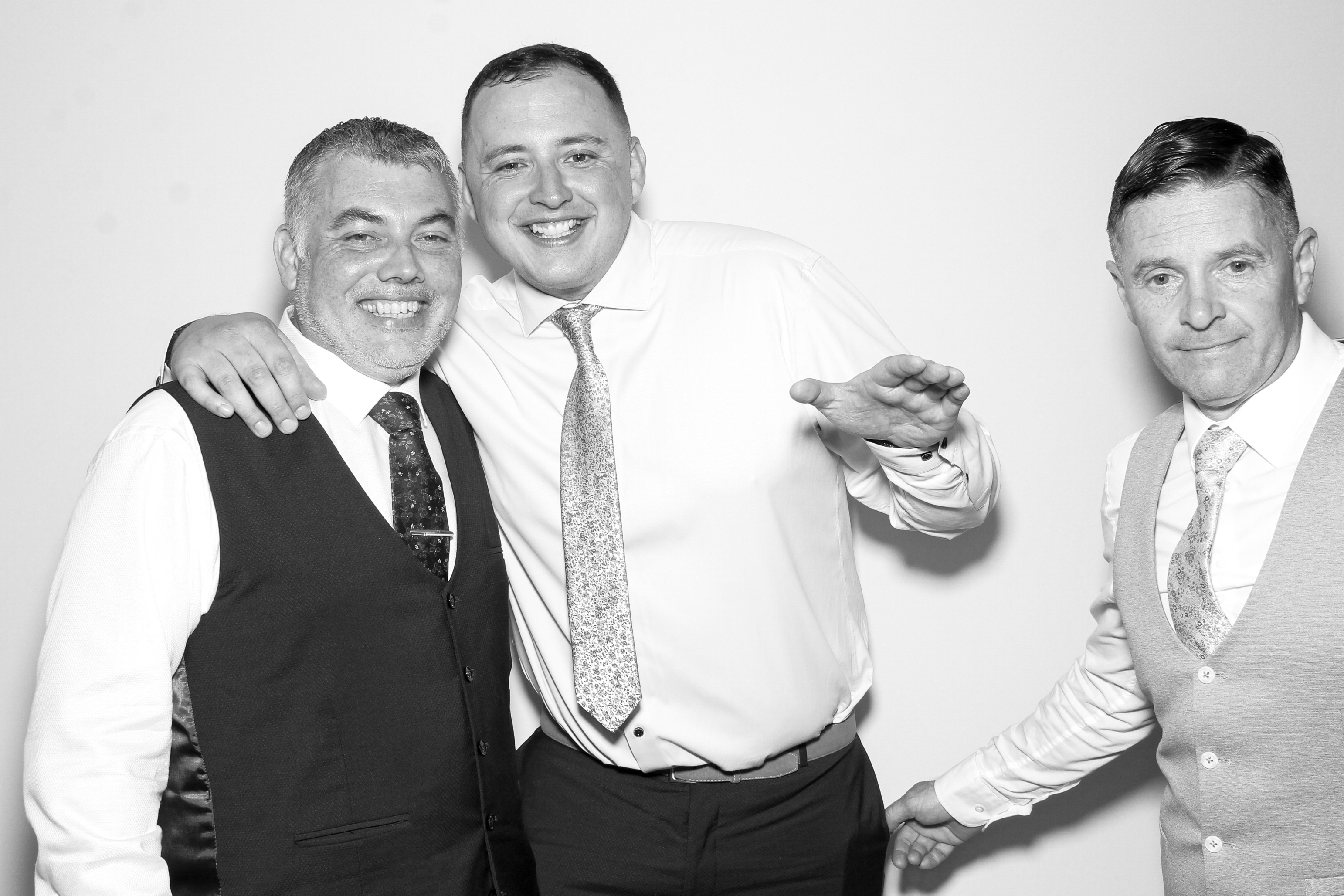 Amy & Gary | View more photos from the event at gallery.snapmagic.ie/u/SnapMagic/Amy-Gary