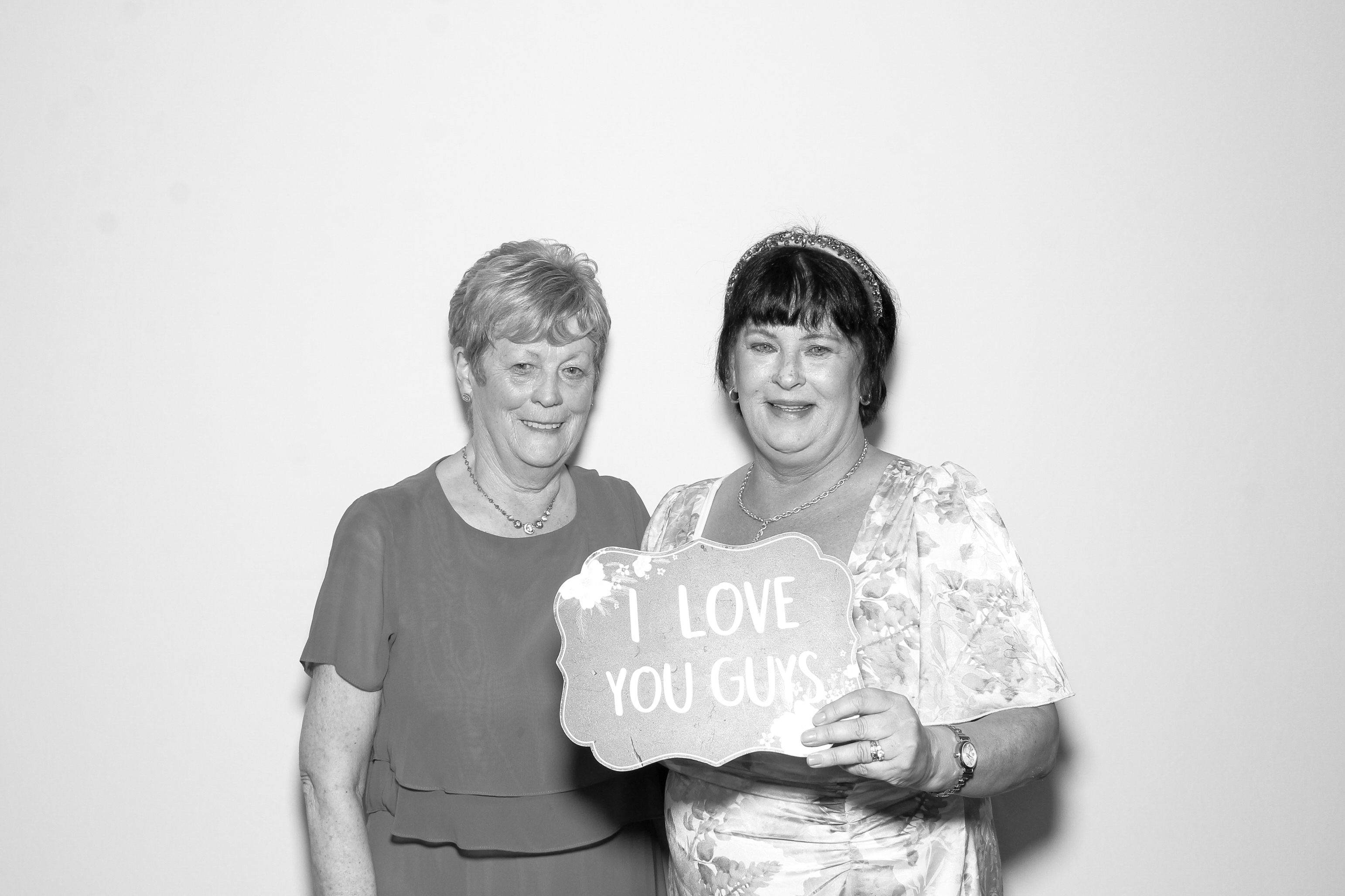 Amy & Gary | View more photos from the event at gallery.snapmagic.ie/u/SnapMagic/Amy-Gary