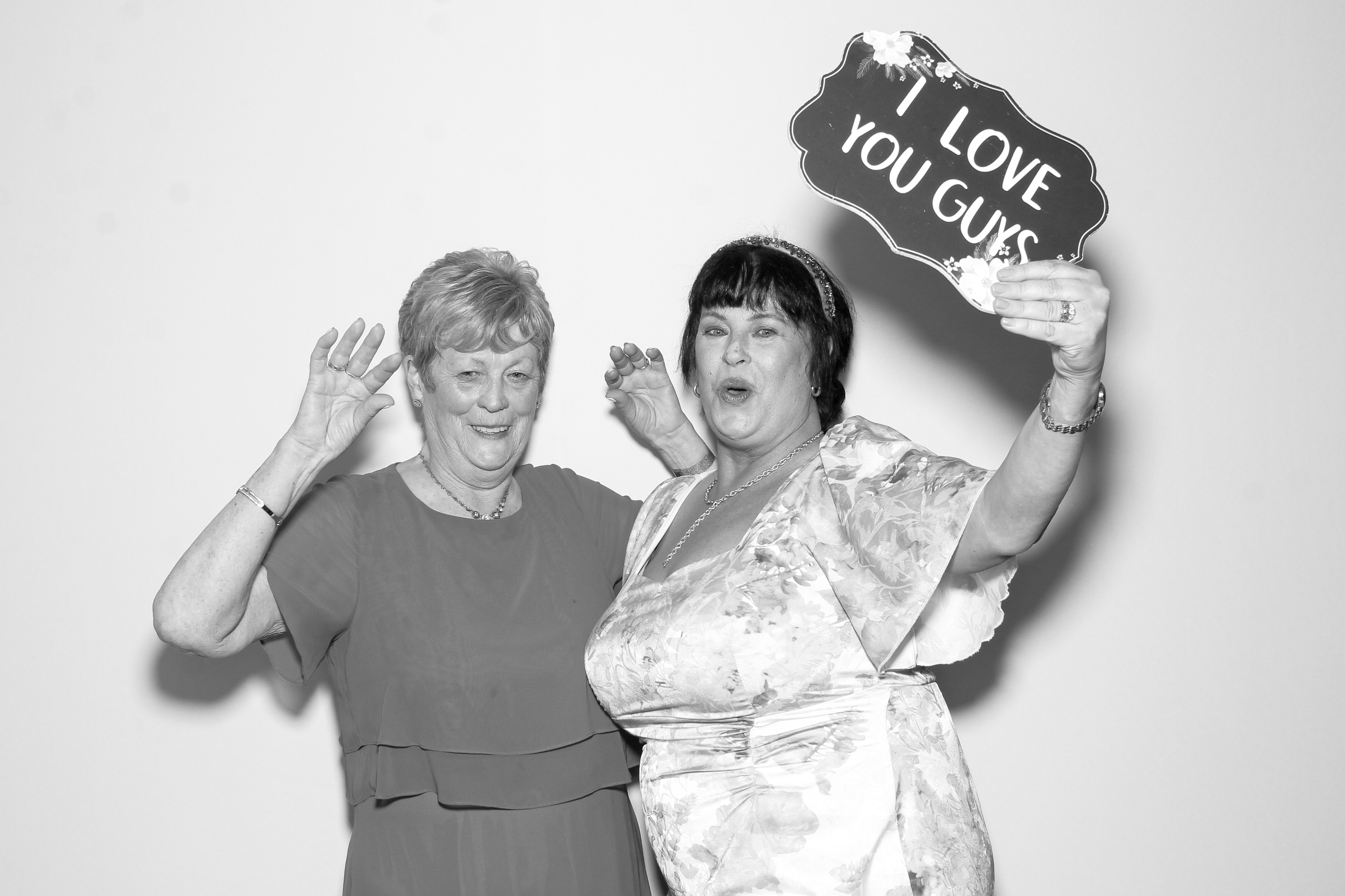 Amy & Gary | View more photos from the event at gallery.snapmagic.ie/u/SnapMagic/Amy-Gary